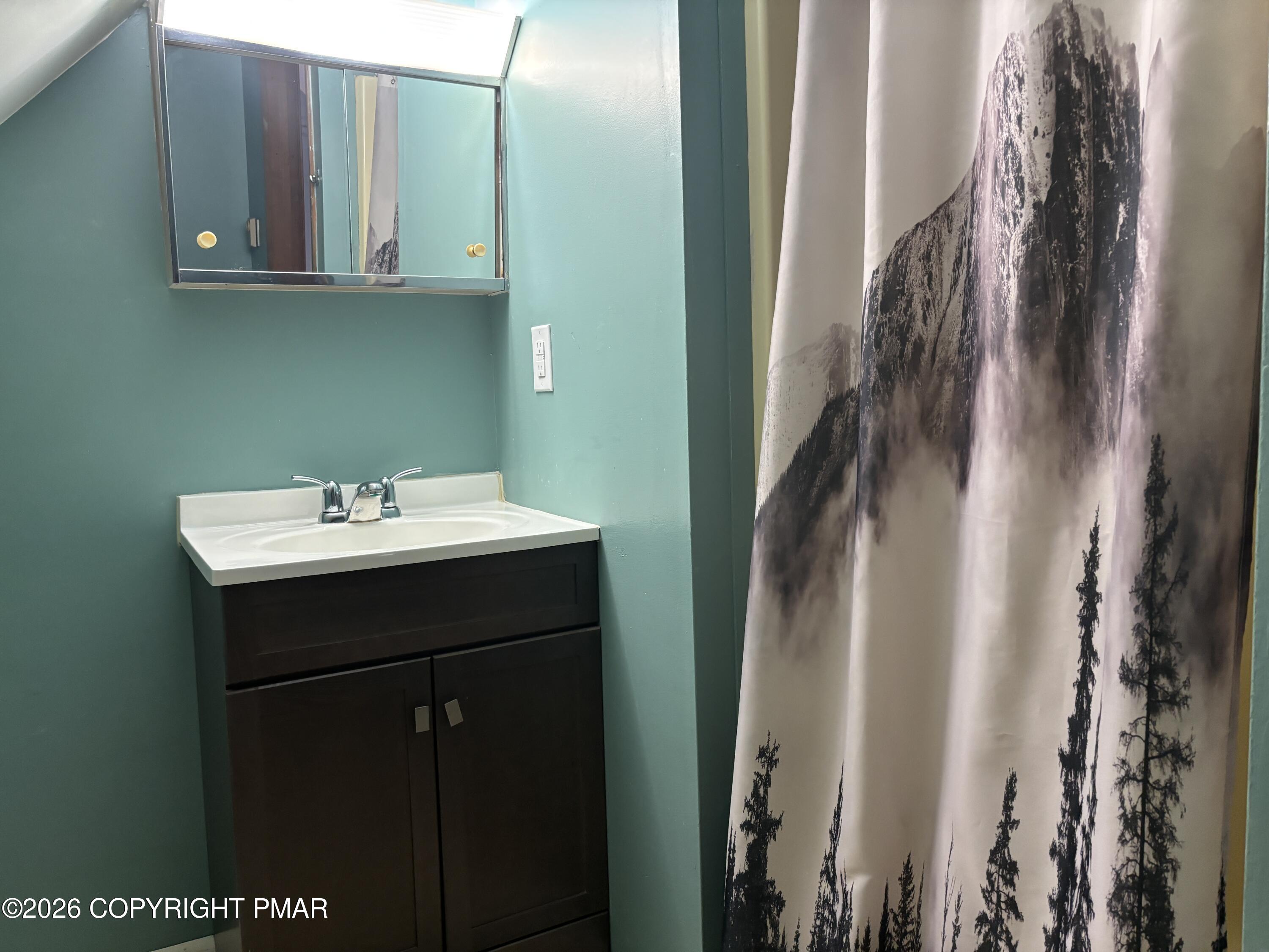 74 Chapman Circle Property Photo 24