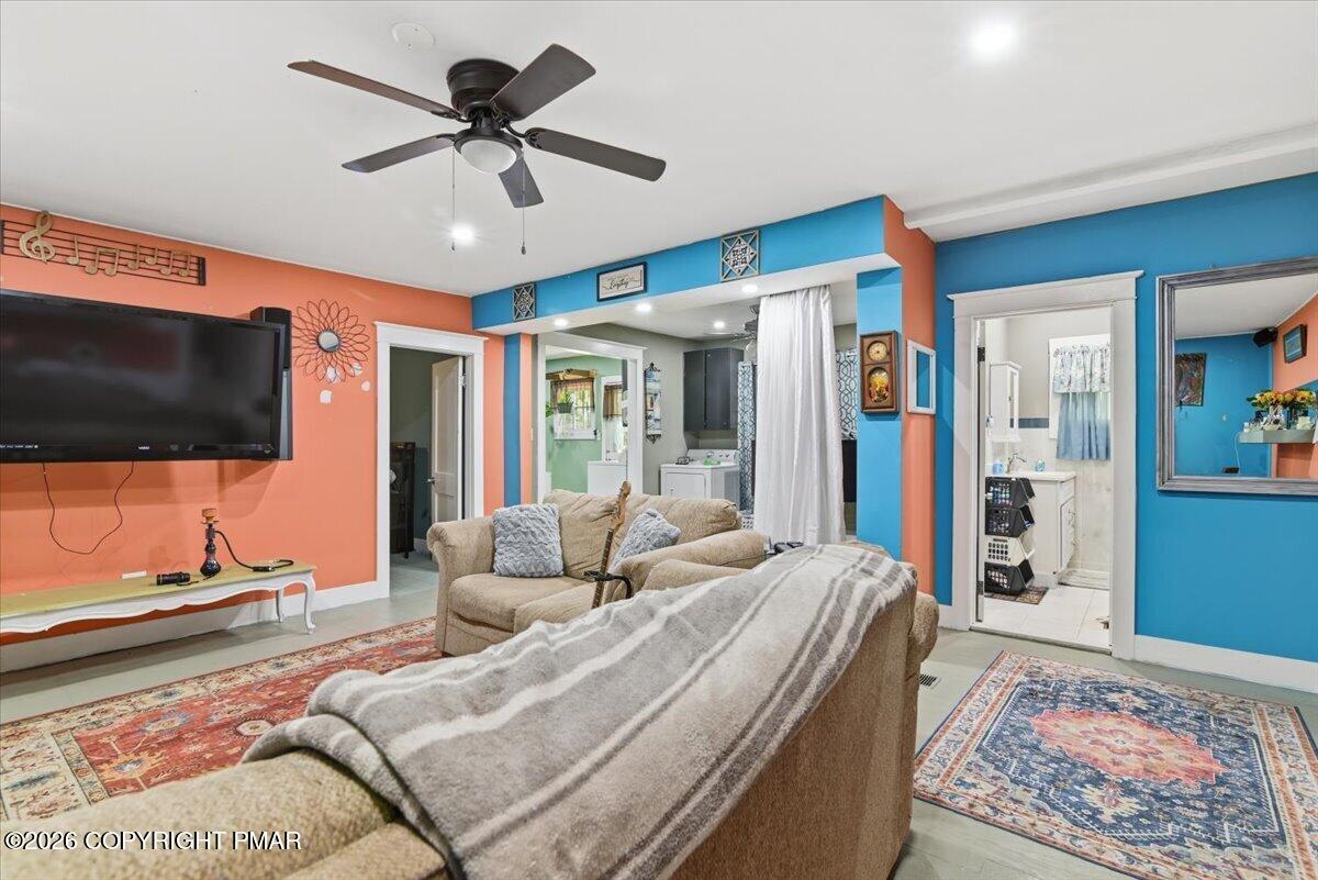 122 Cross Road Property Photo 3