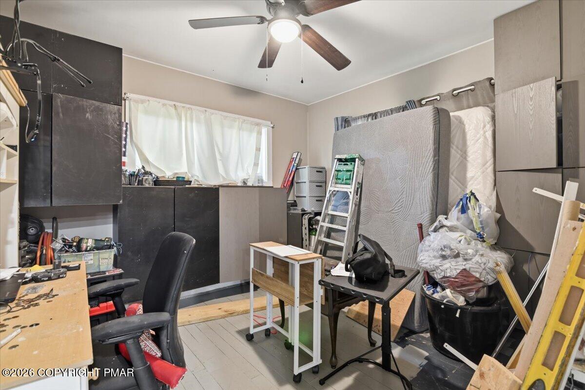 122 Cross Road Property Photo 13