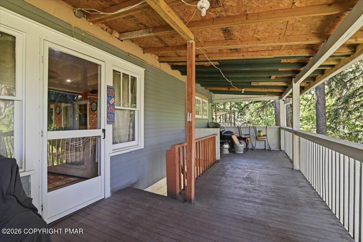 122 Cross Road Property Photo 17