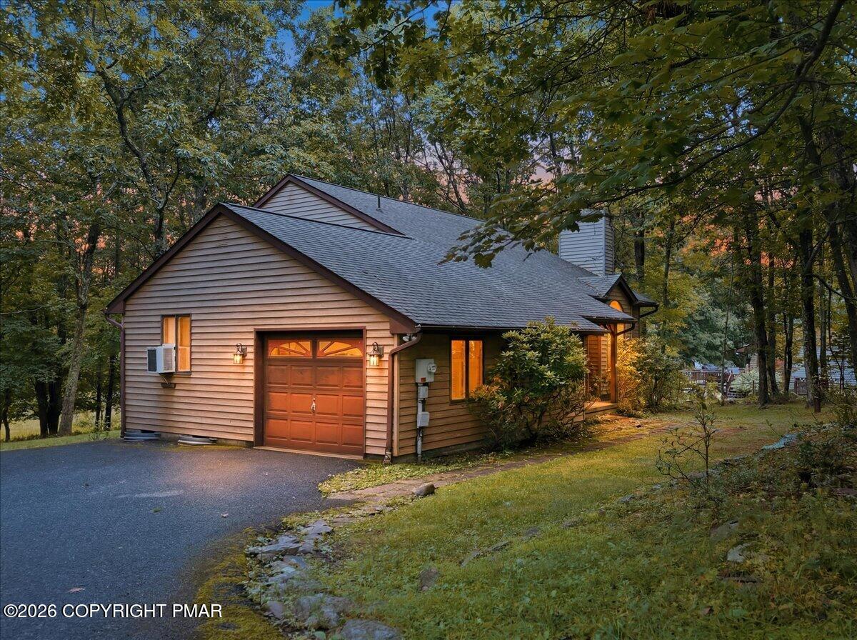 408 Longview Drive Property Photo 2