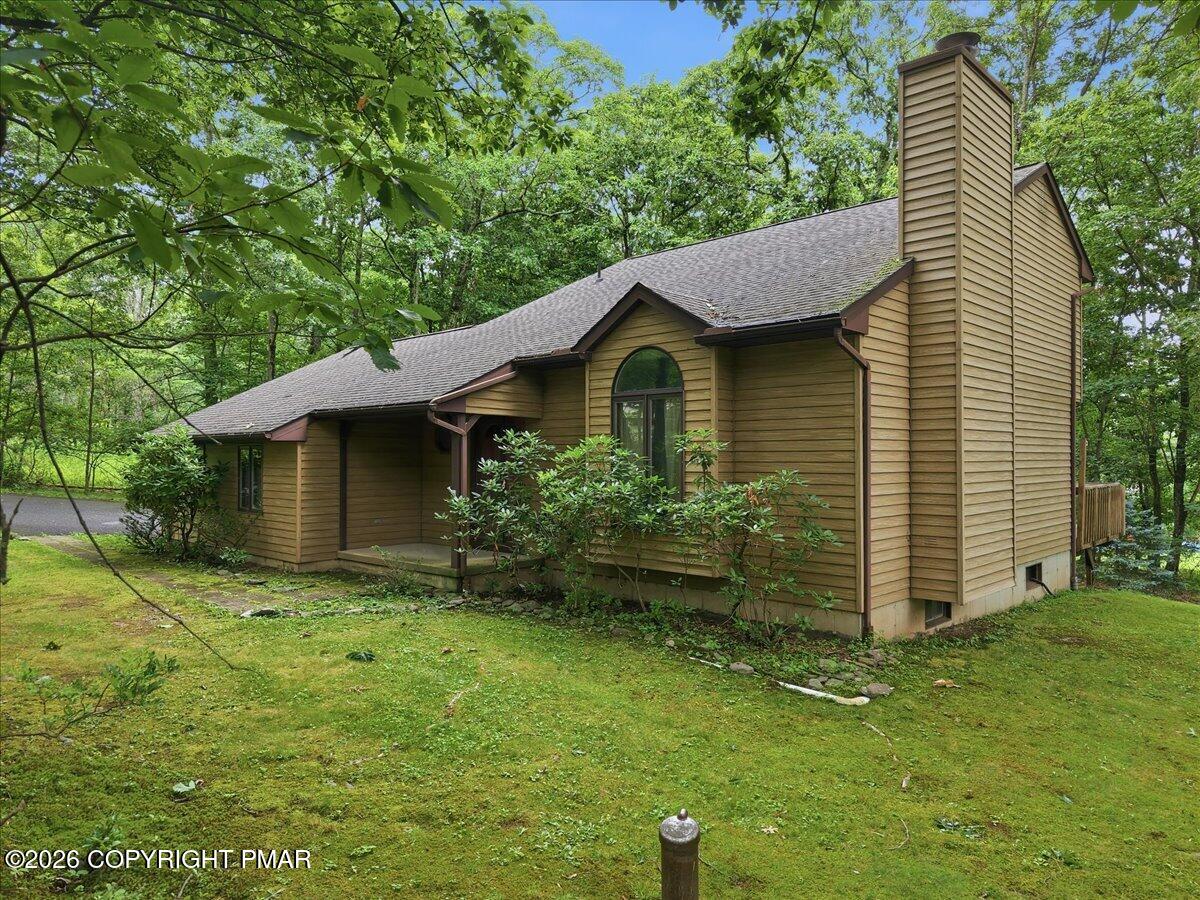 408 Longview Drive Property Photo 3