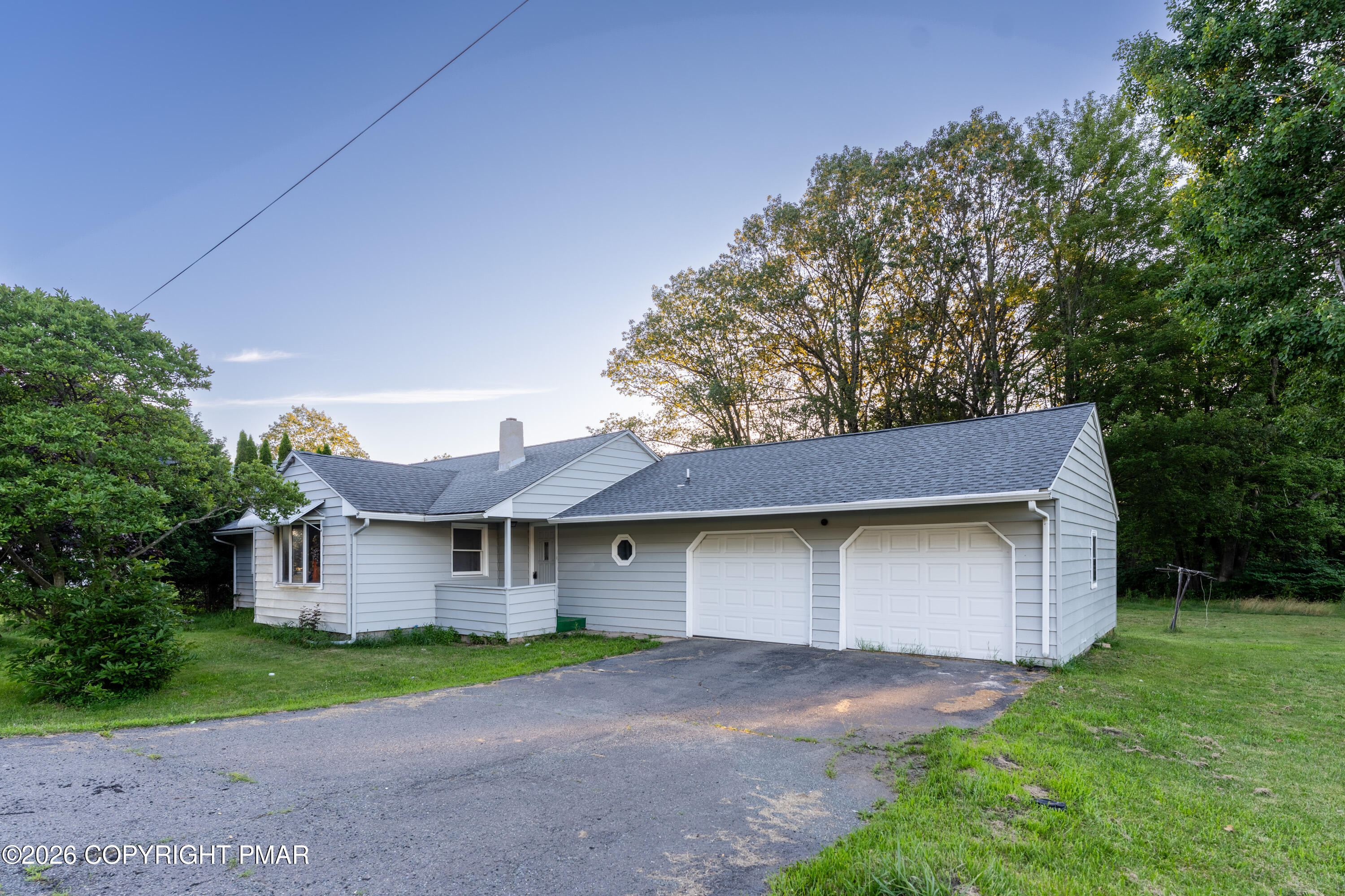 3033 PA-940 Property Photo 1
