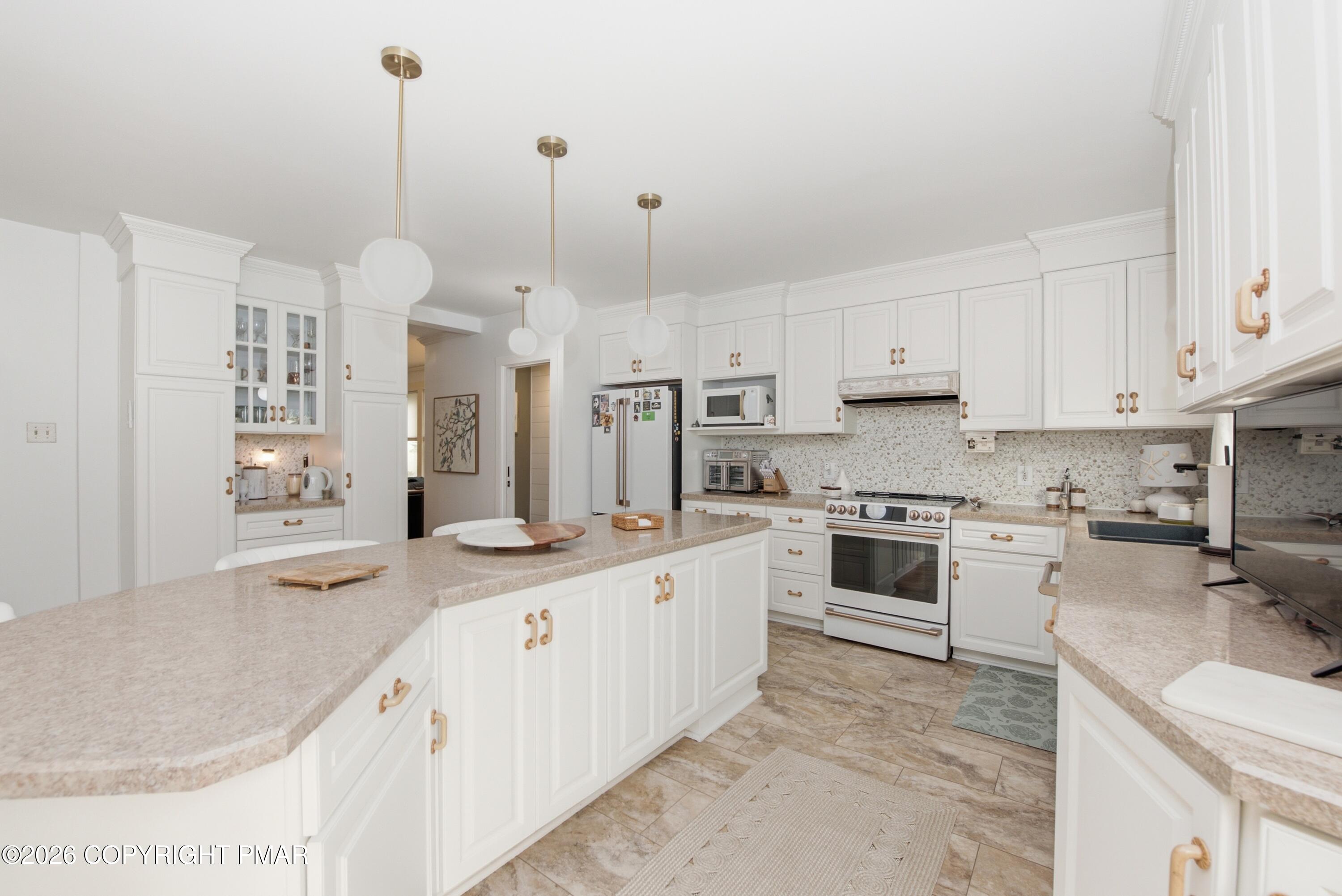 724 North Street Property Photo 23