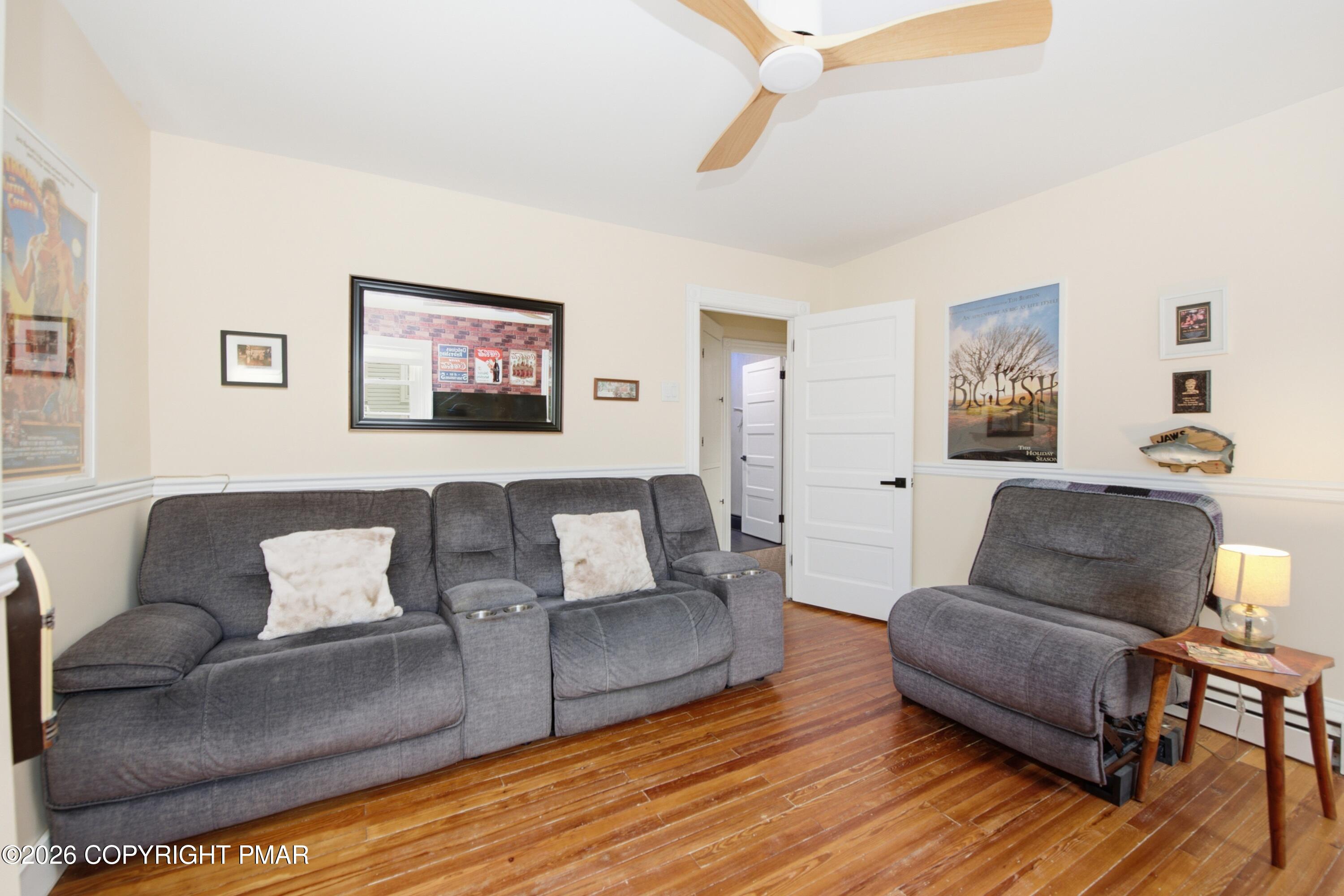 724 North Street Property Photo 34