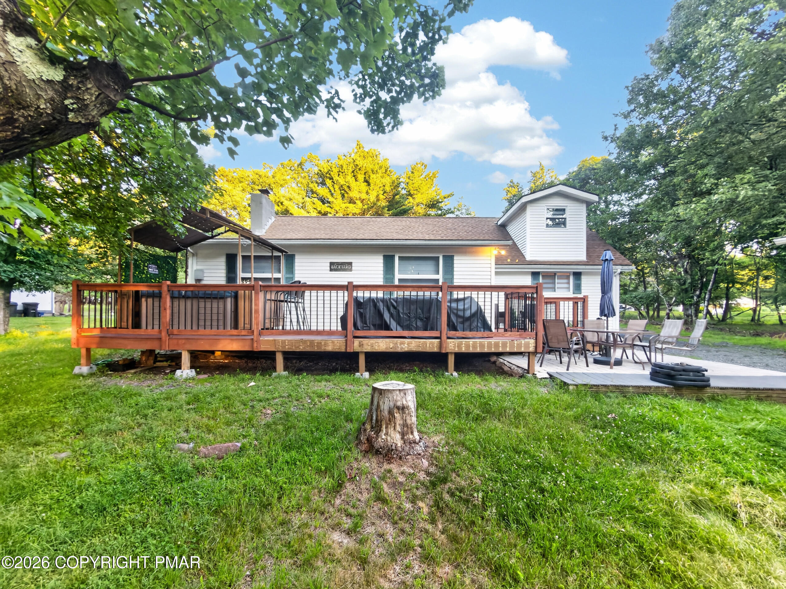 457 Mountain Road Property Photo 3