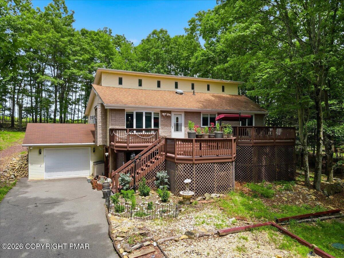 17 Basswood Court Property Photo 1