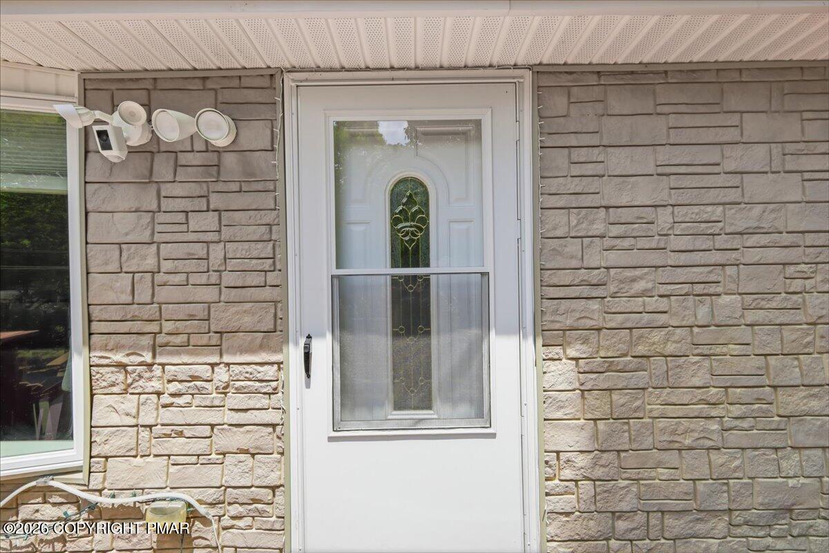 17 Basswood Court Property Photo 9