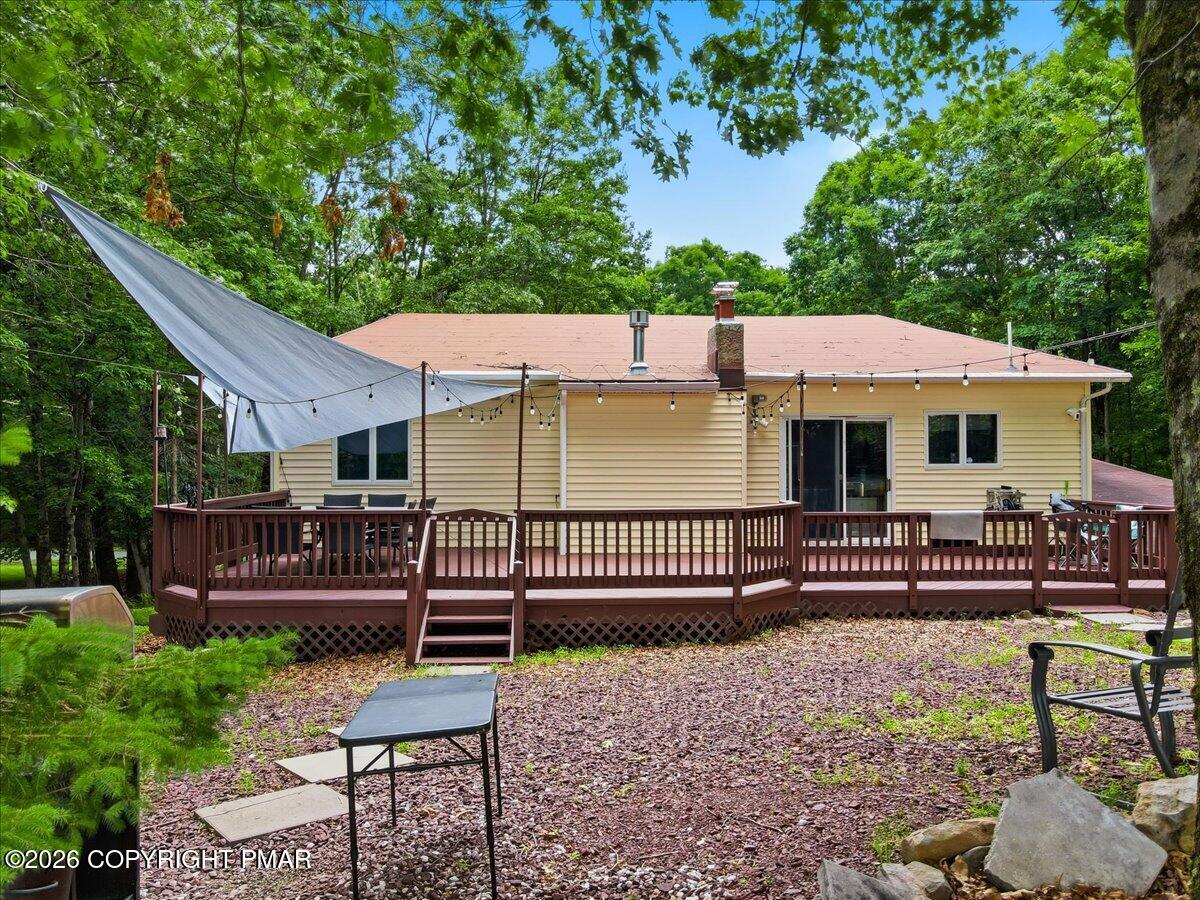 17 Basswood Court Property Photo 16