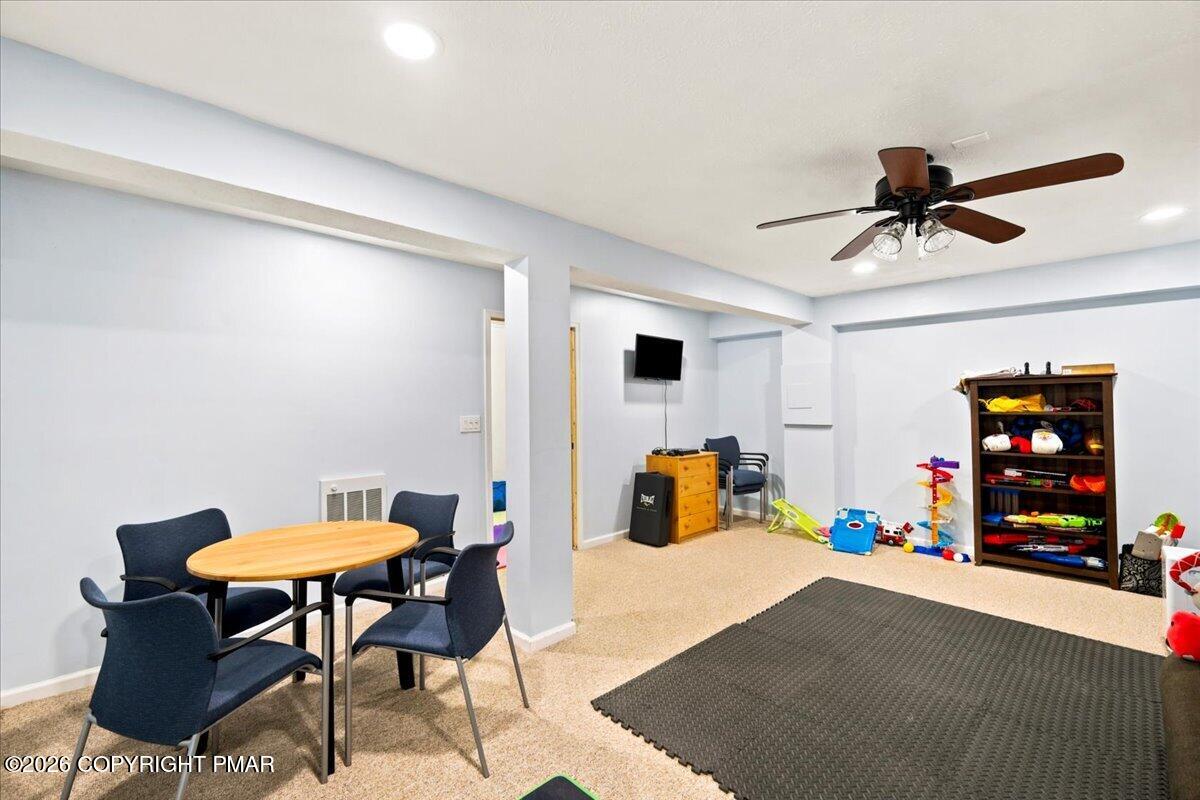 17 Basswood Court Property Photo 58