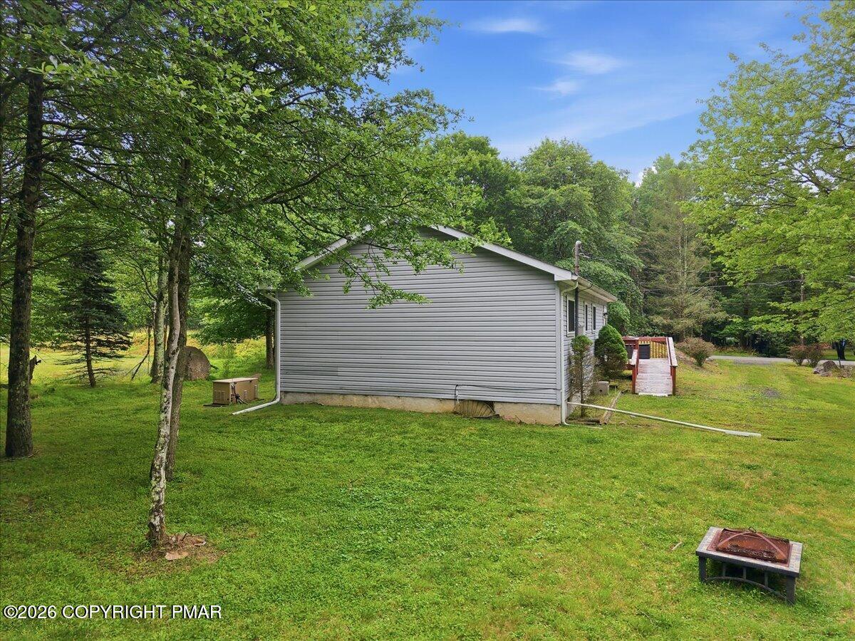 10 Lenape Trail Property Photo 8