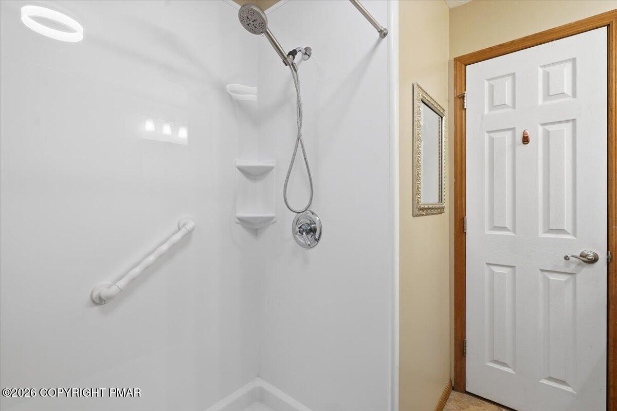 10 Lenape Trail Property Photo 34
