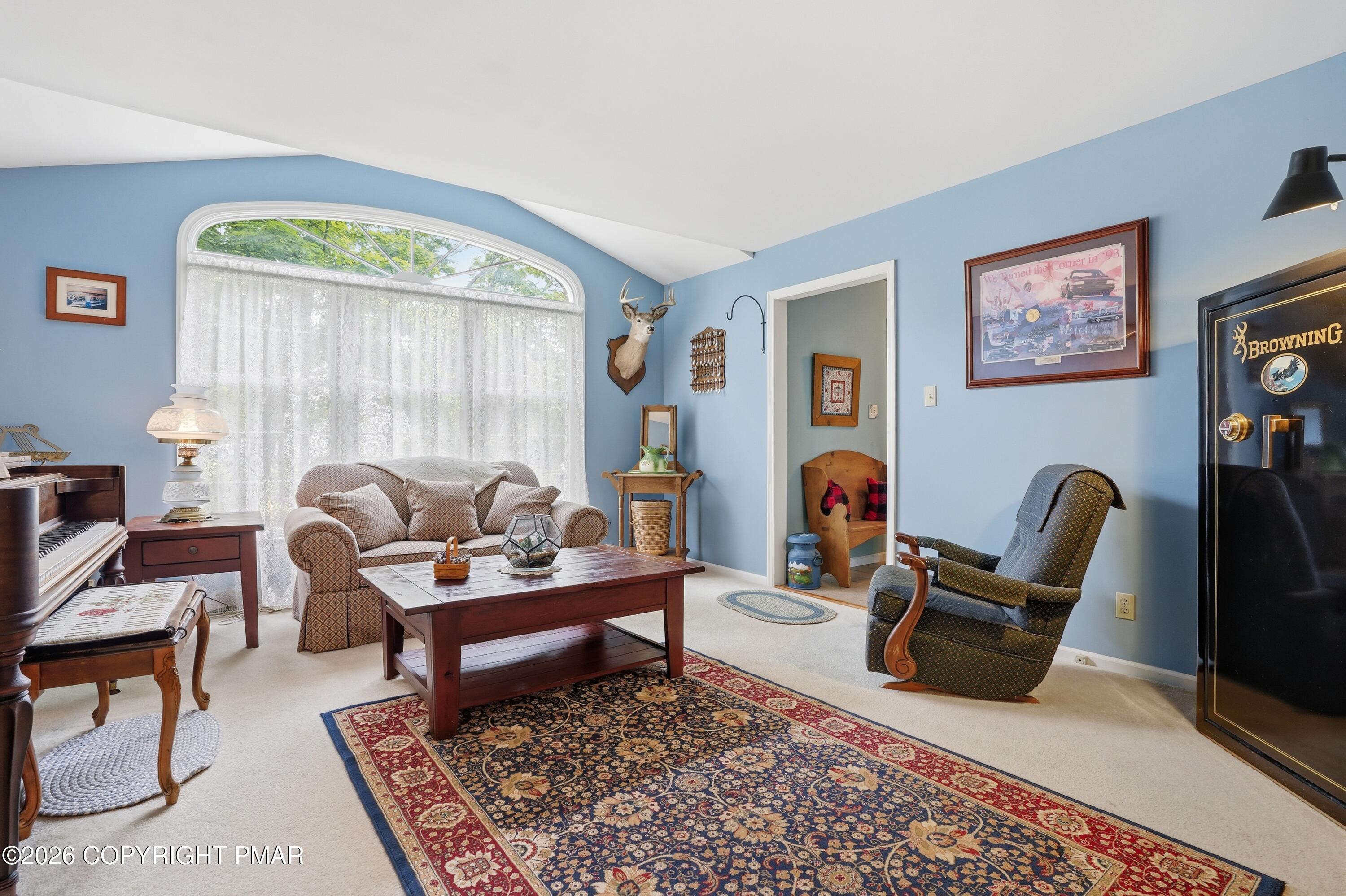 14 Minsi Road Property Photo 4