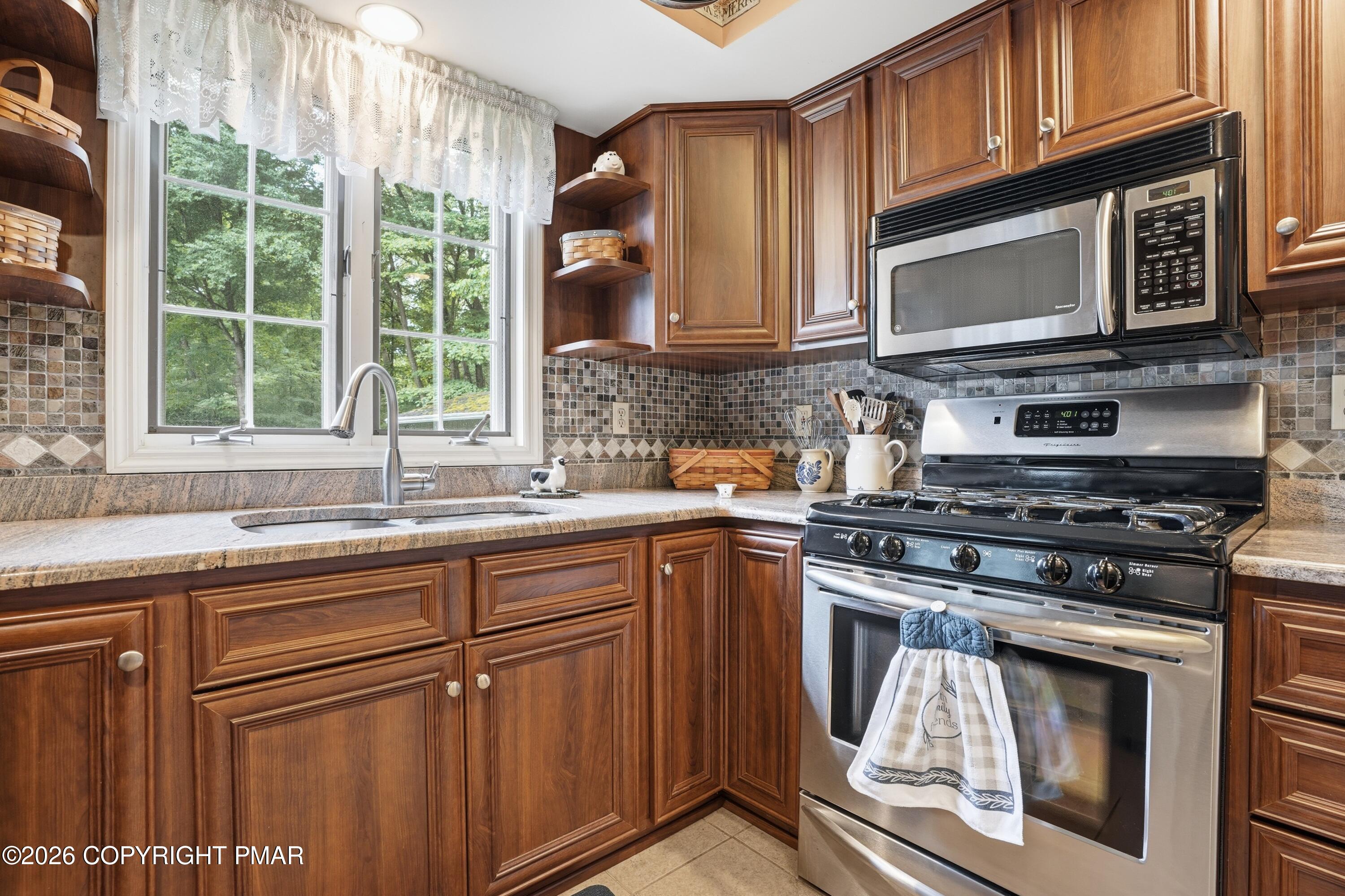 14 Minsi Road Property Photo 10