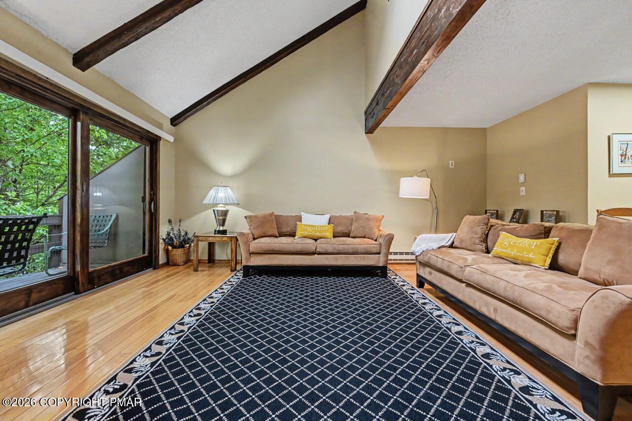 129 Cross Country Lane Property Photo 4