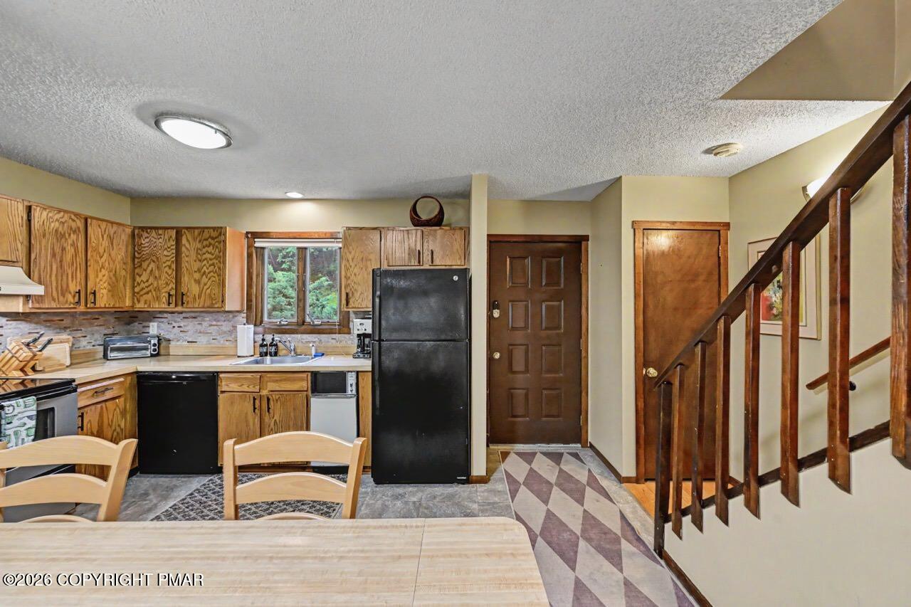 129 Cross Country Lane Property Photo 7