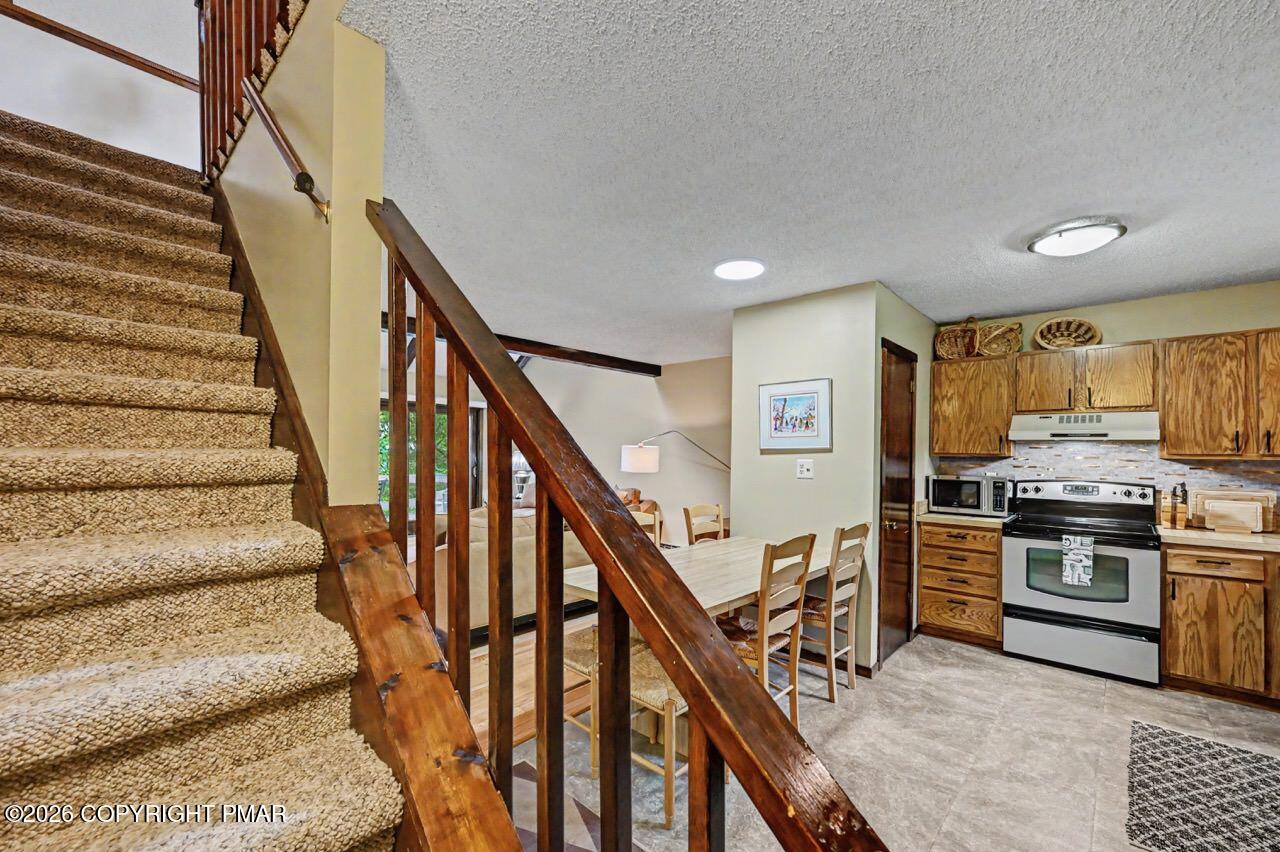 129 Cross Country Lane Property Photo 29