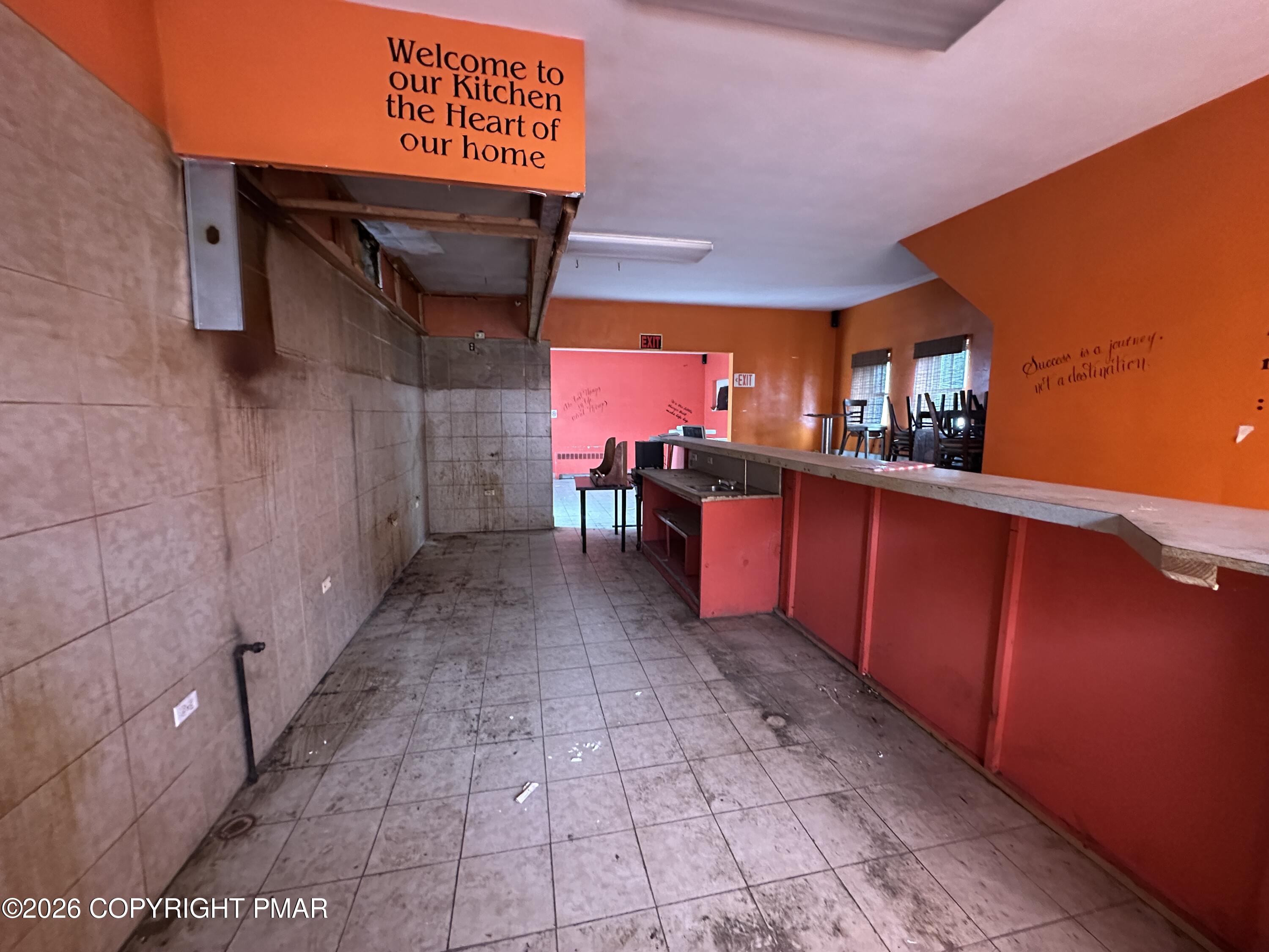 1 E Market Street Property Photo 6