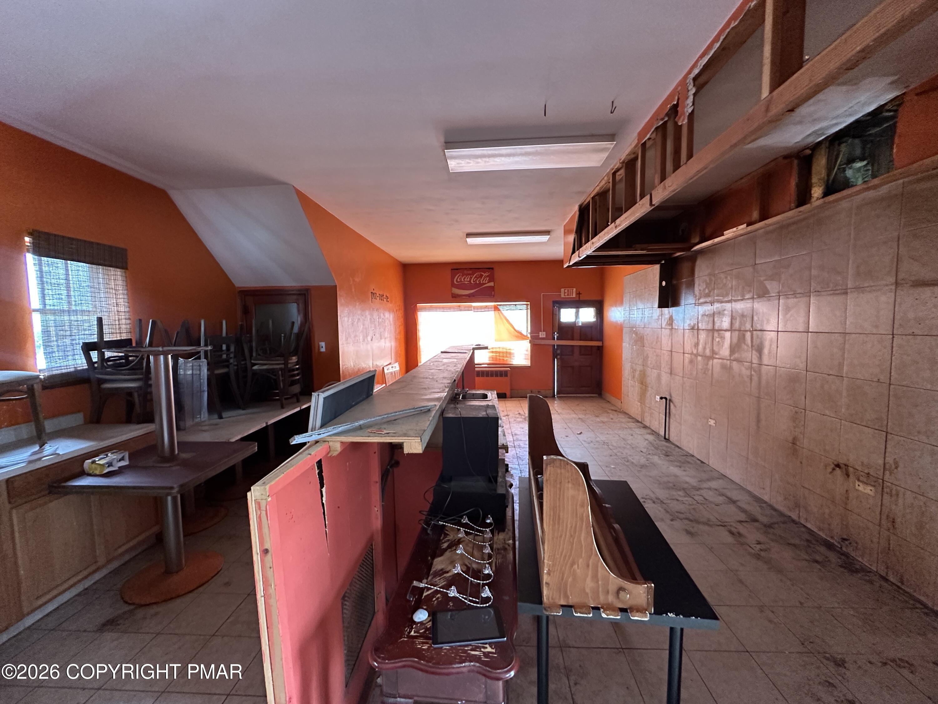 1 E Market Street Property Photo 9