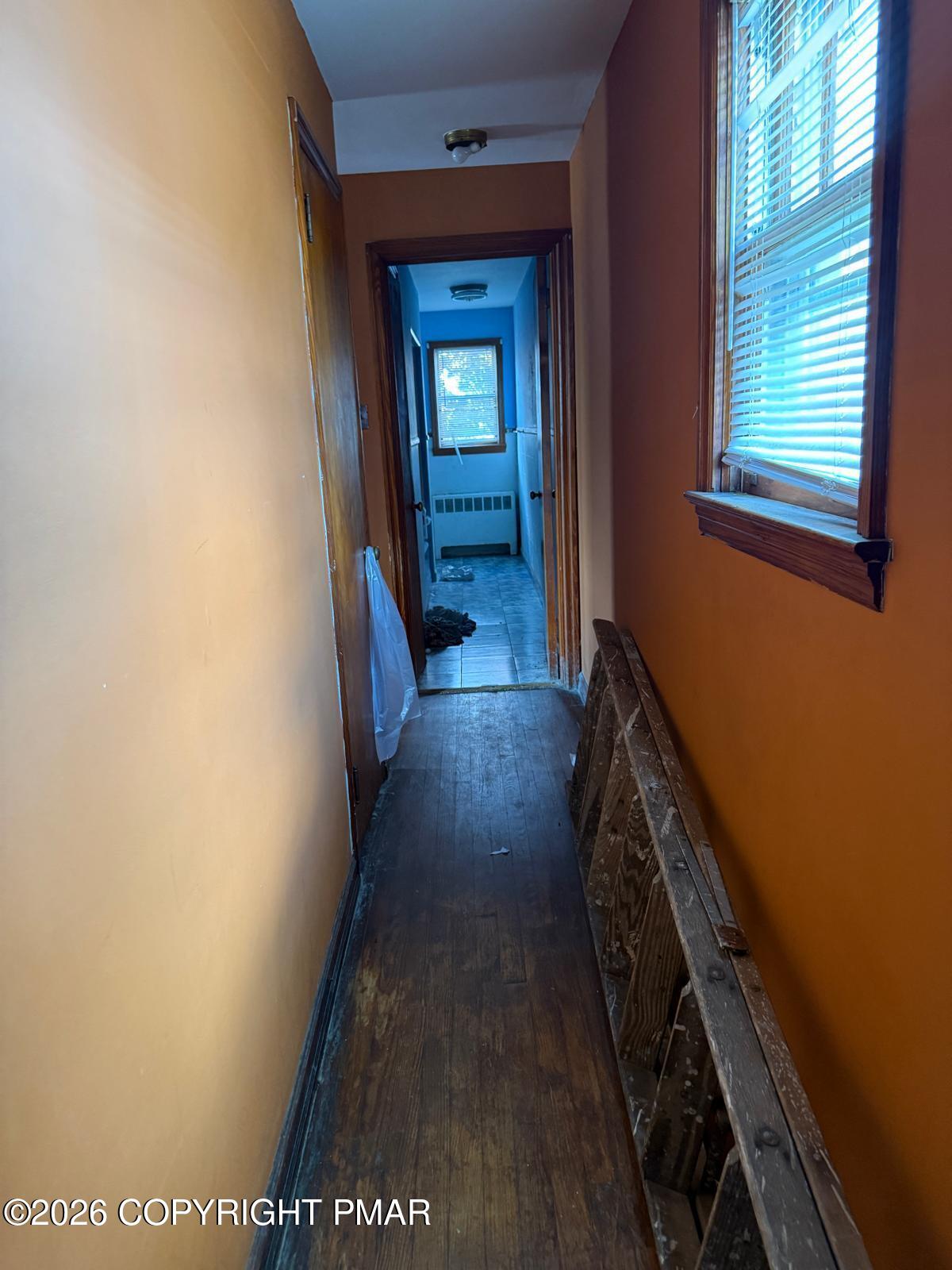 1 E Market Street Property Photo 15