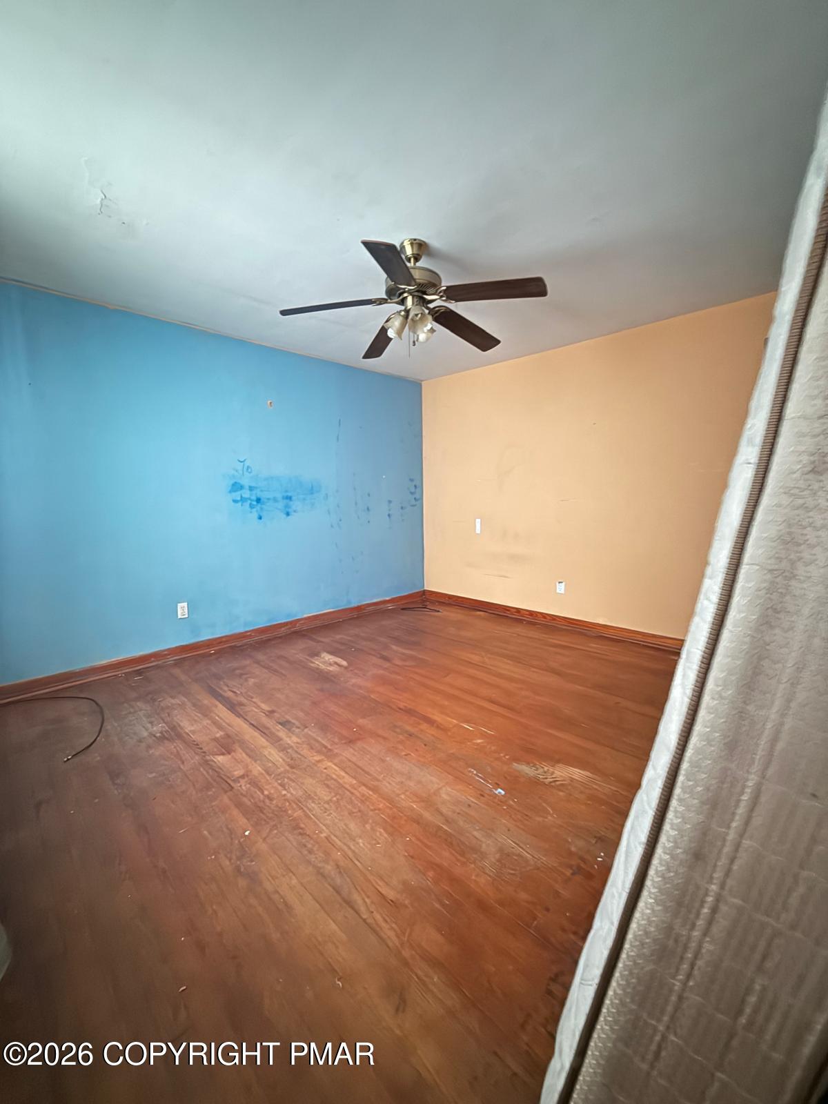 1 E Market Street Property Photo 21