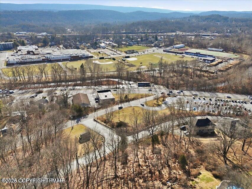 520 Edgemont Road Property Photo 11