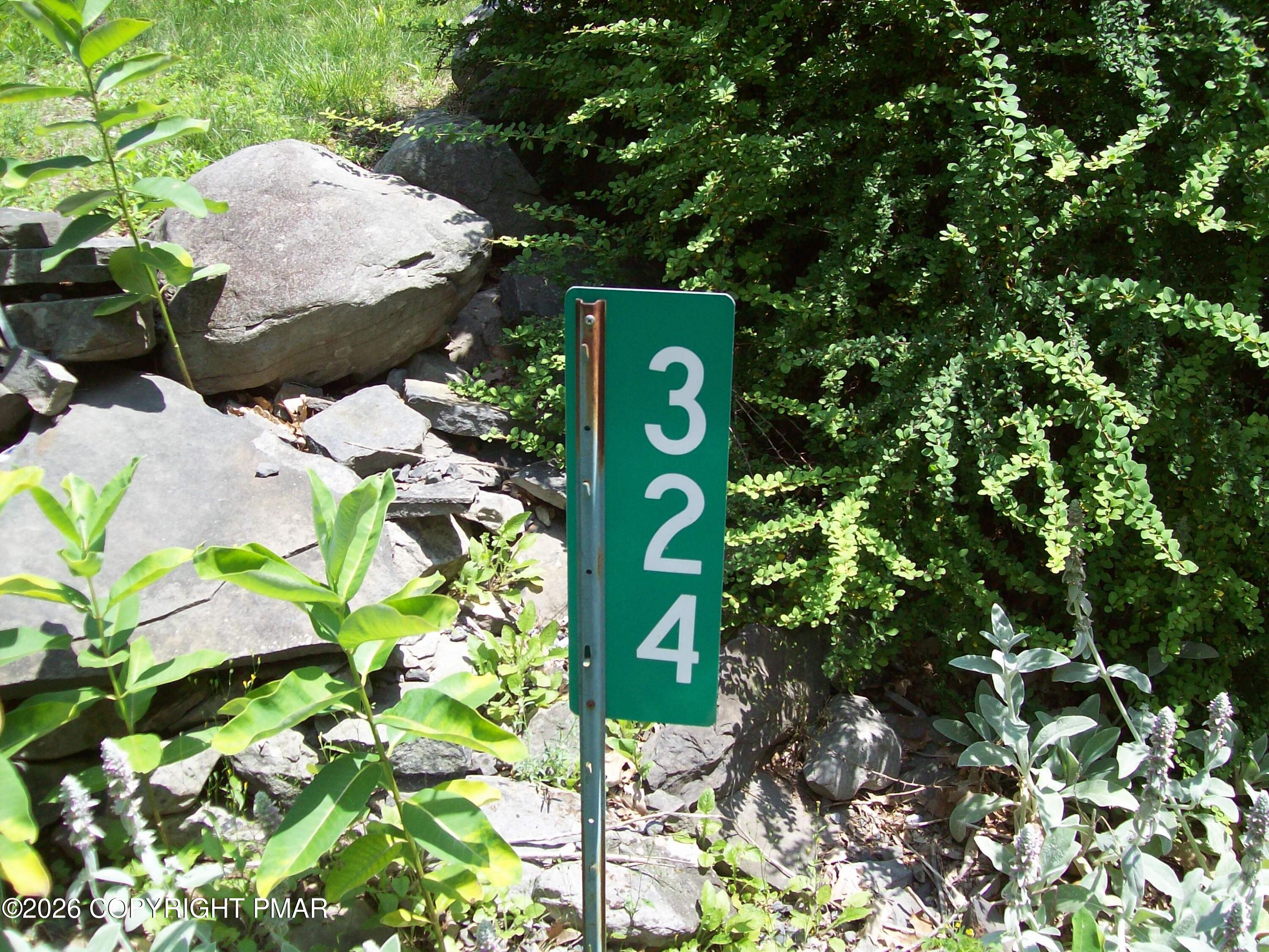 324 Whippoorwill Drive Property Photo 2