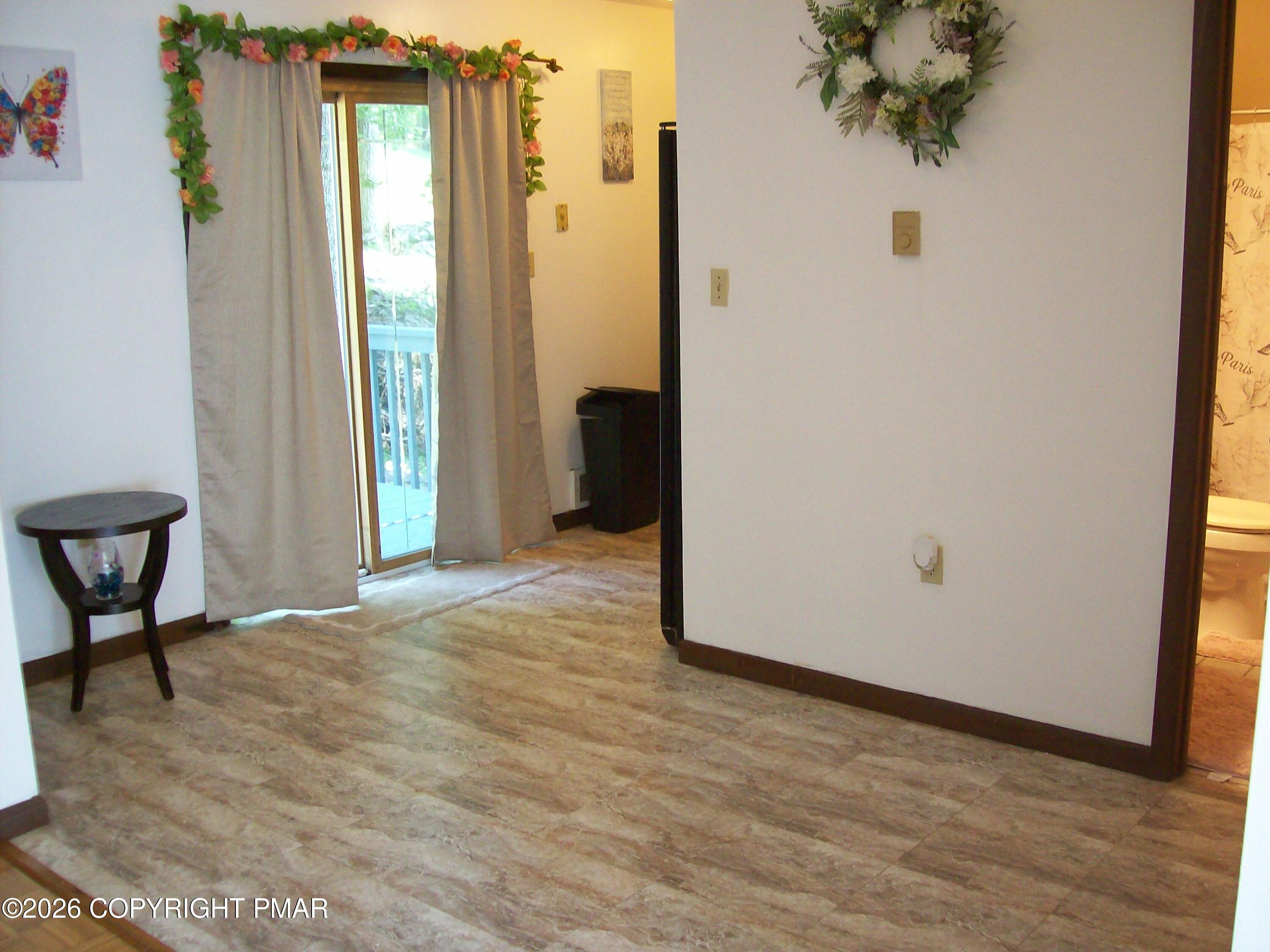 324 Whippoorwill Drive Property Photo 9