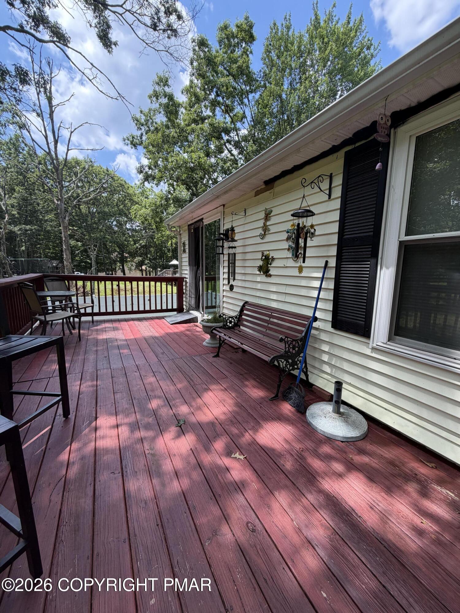 4469 Pine Ridge Drive W Property Photo 7