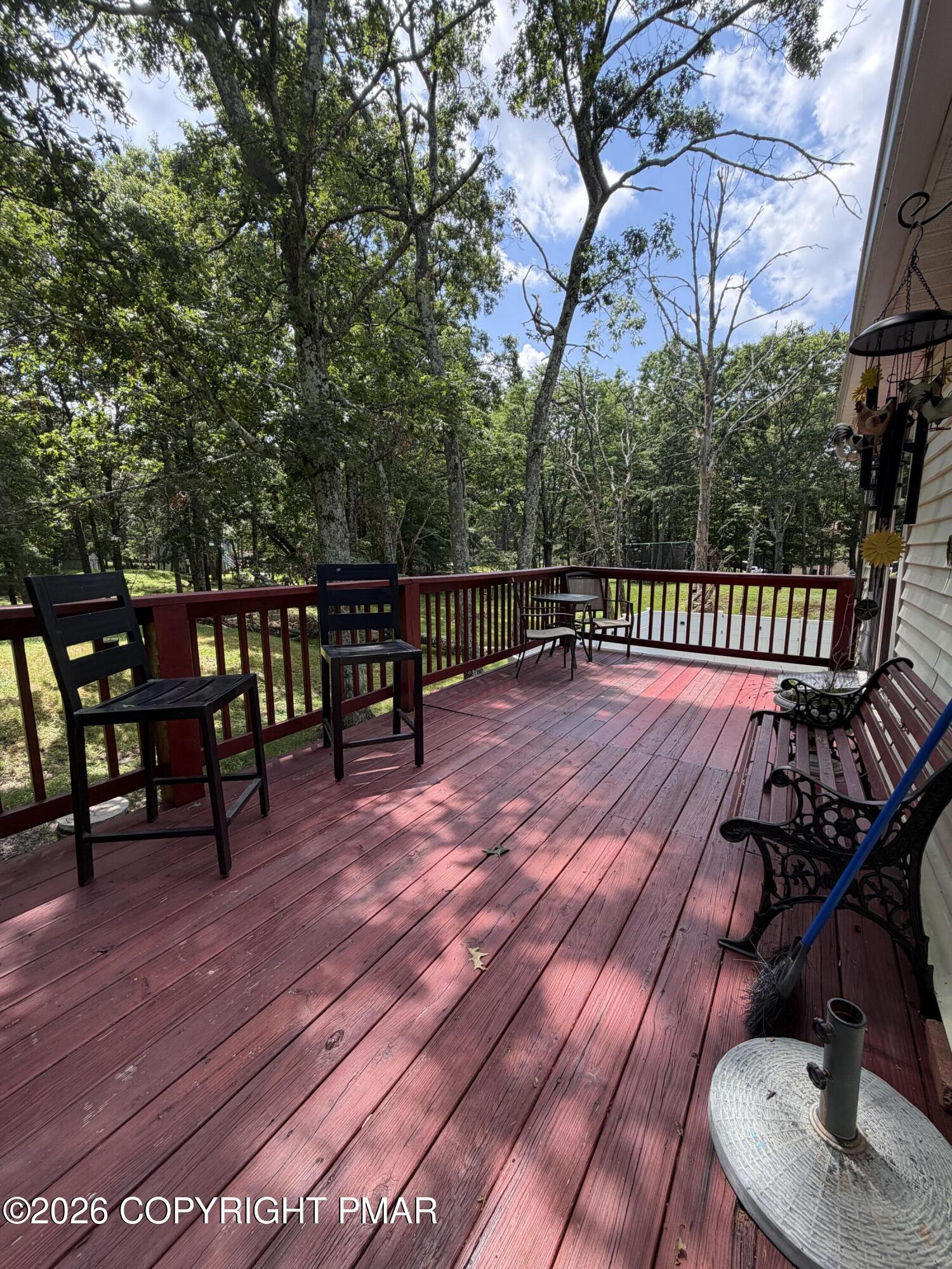 4469 Pine Ridge Drive W Property Photo 8