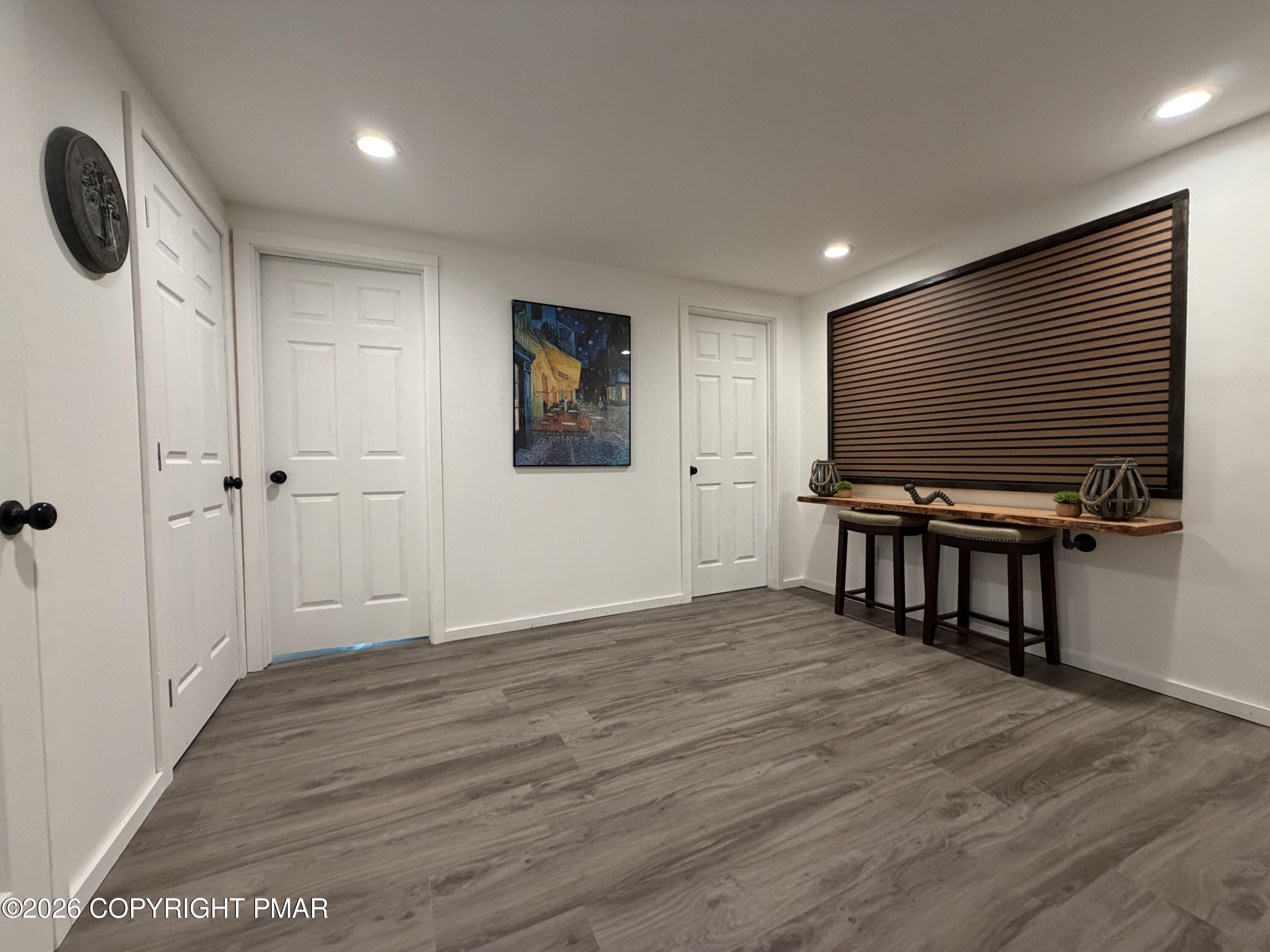 4469 Pine Ridge Drive W Property Photo 28