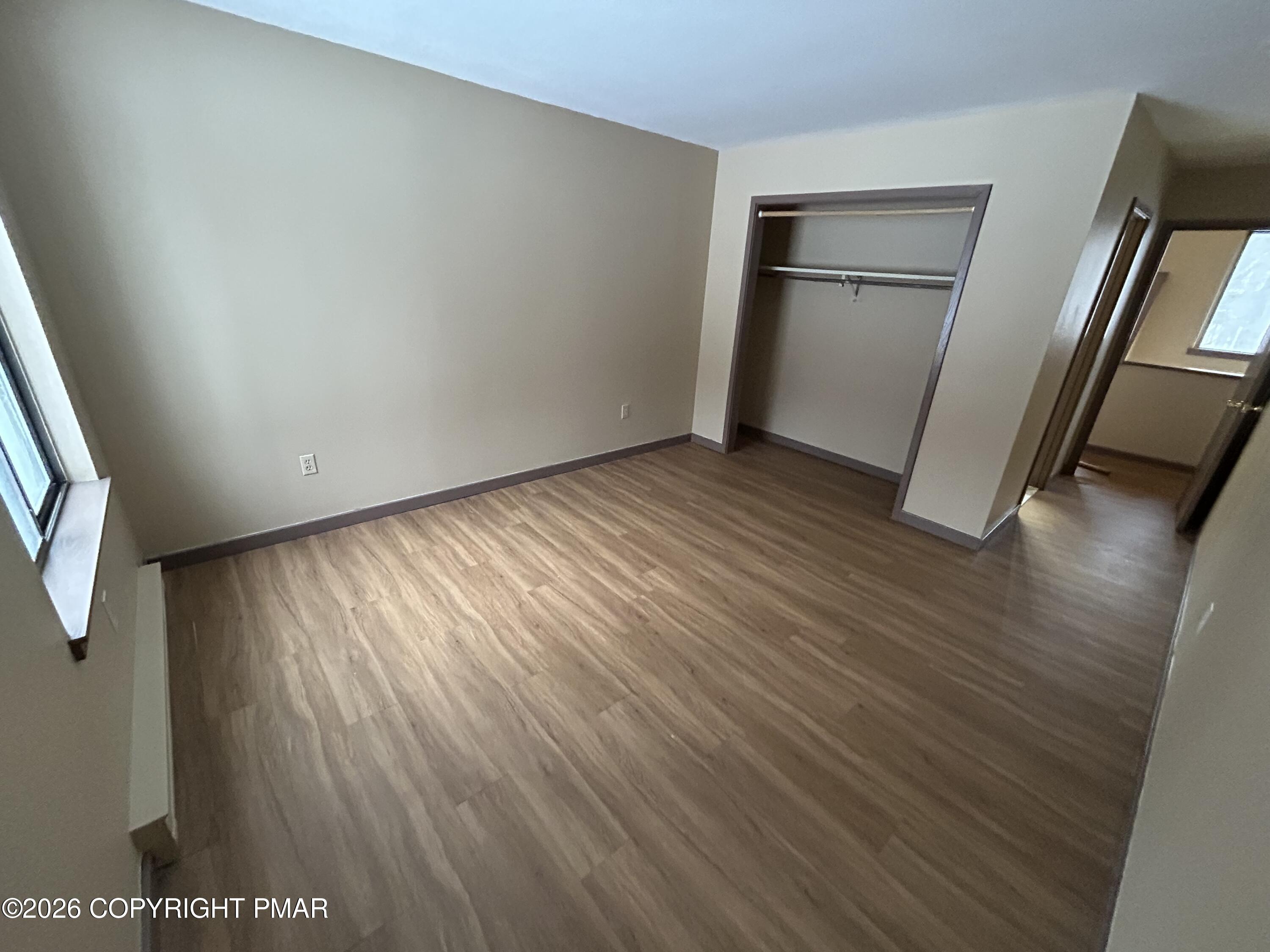 234 Sedburgh Court Property Photo 8