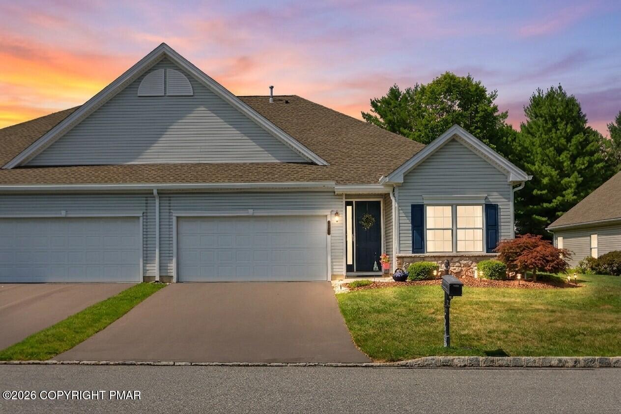 46 Glenmoor Circle N Property Photo 1