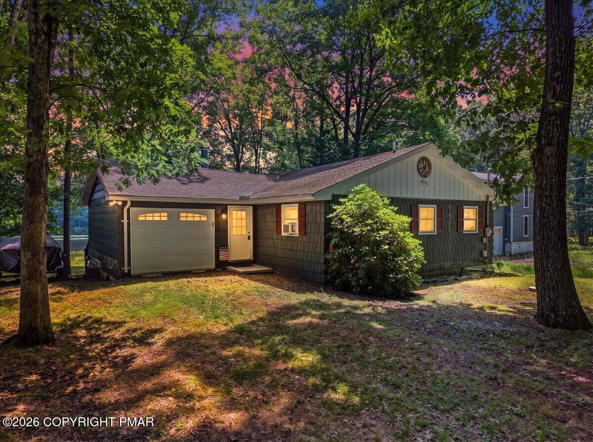 4203 Forest Drive Property Photo 3