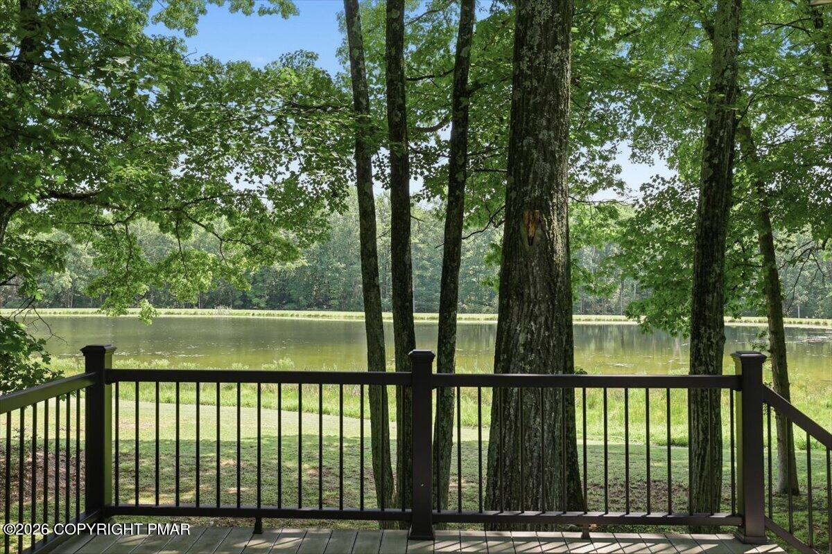 4203 Forest Drive Property Photo 4