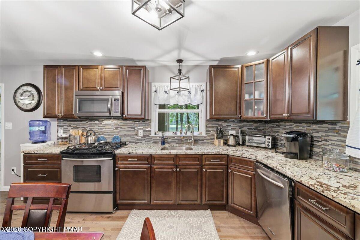4203 Forest Drive Property Photo 15