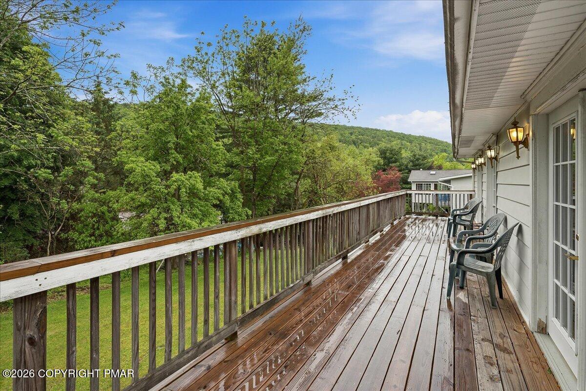 310 Albert Road Property Photo 5