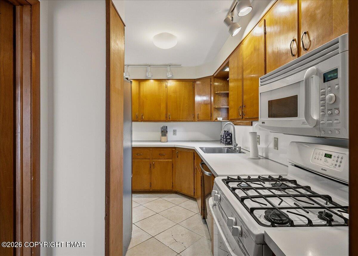 310 Albert Road Property Photo 15
