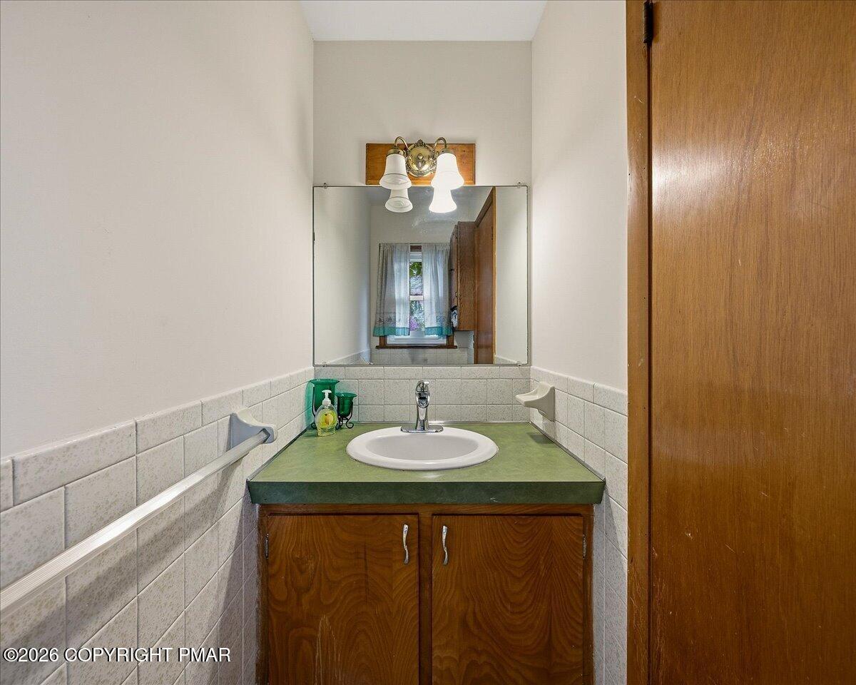 310 Albert Road Property Photo 17