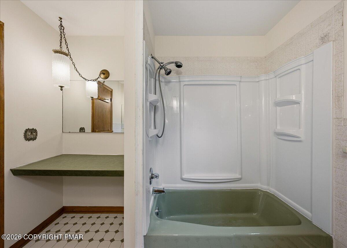 310 Albert Road Property Photo 36