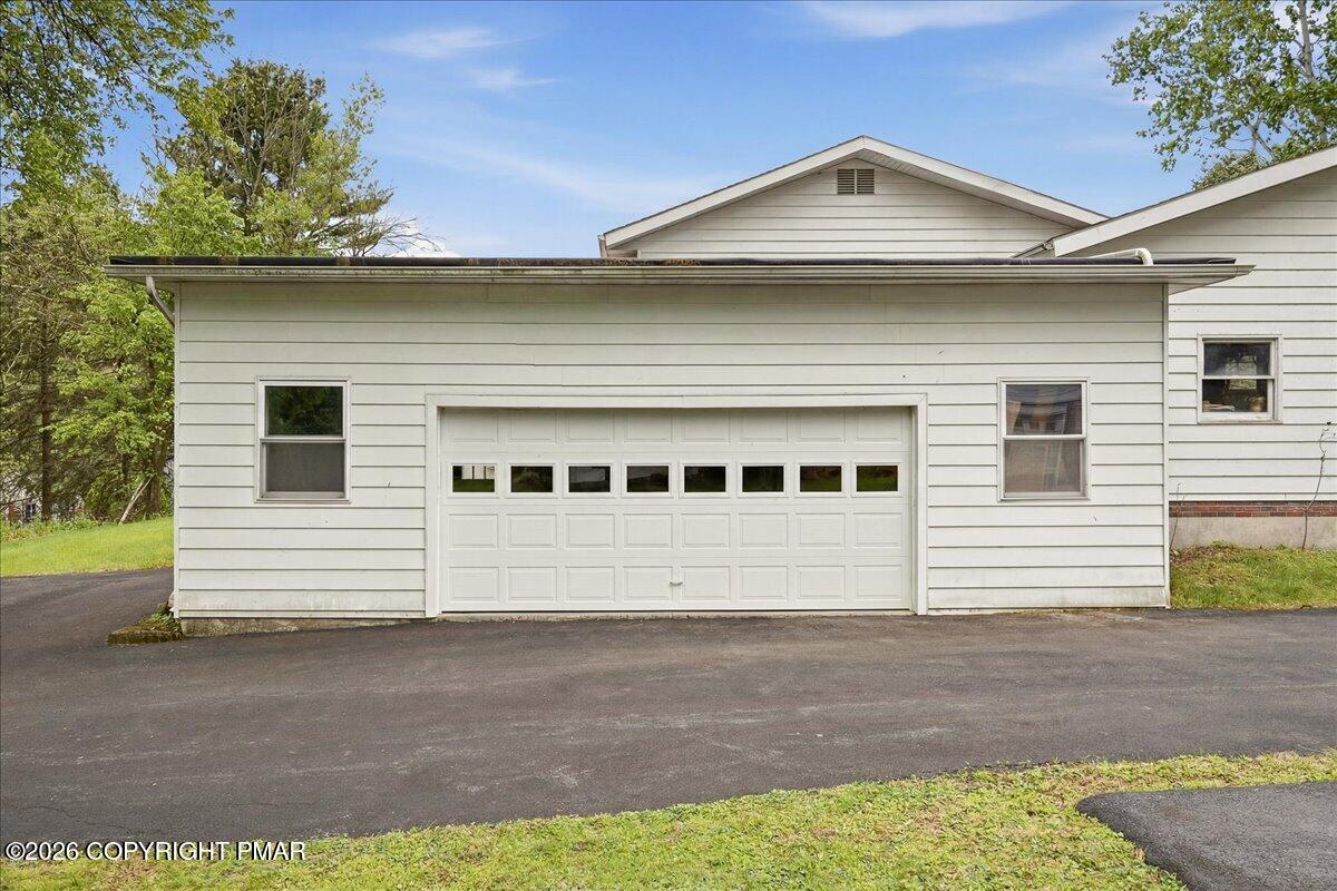 310 Albert Road Property Photo 47