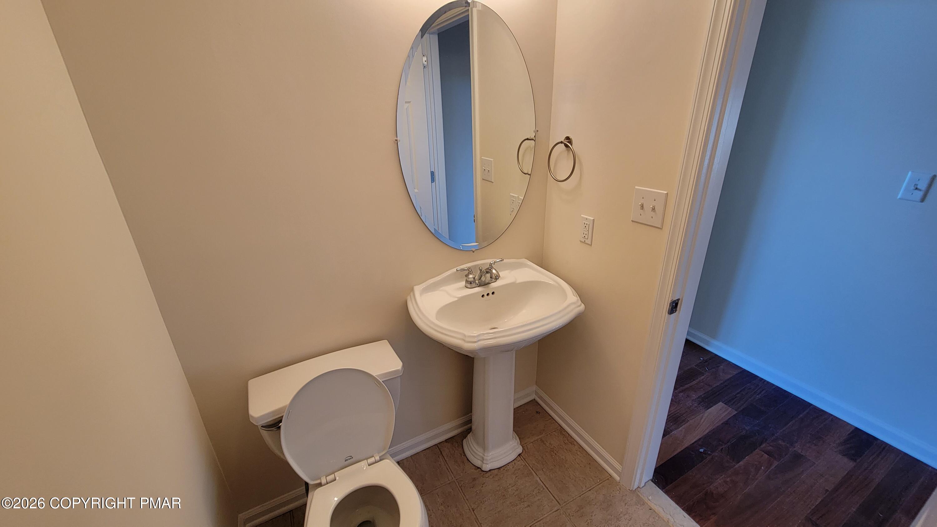 115 Imperial Drive 101 Property Photo 46