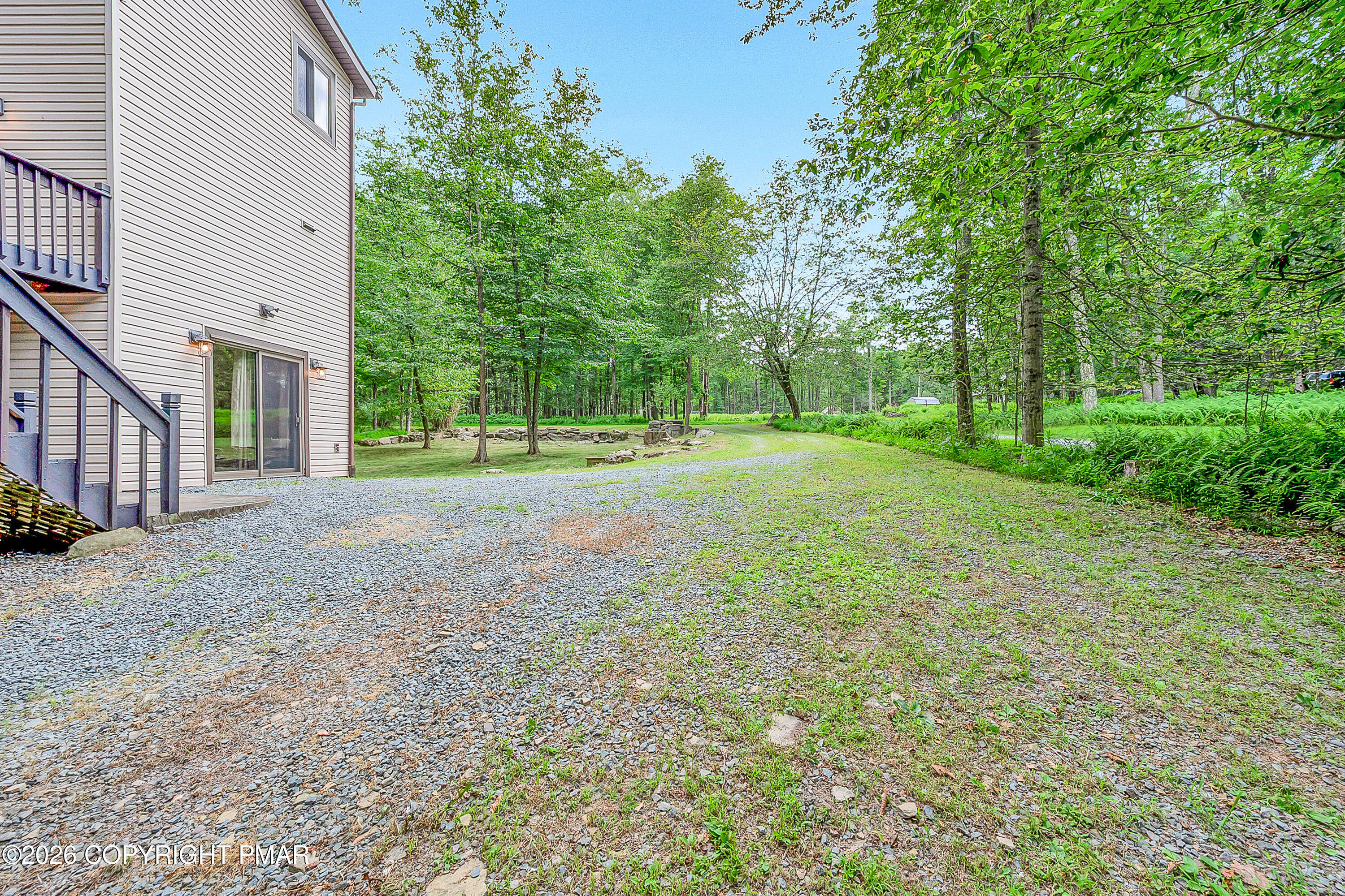 143 Buck Hill Property Photo 9