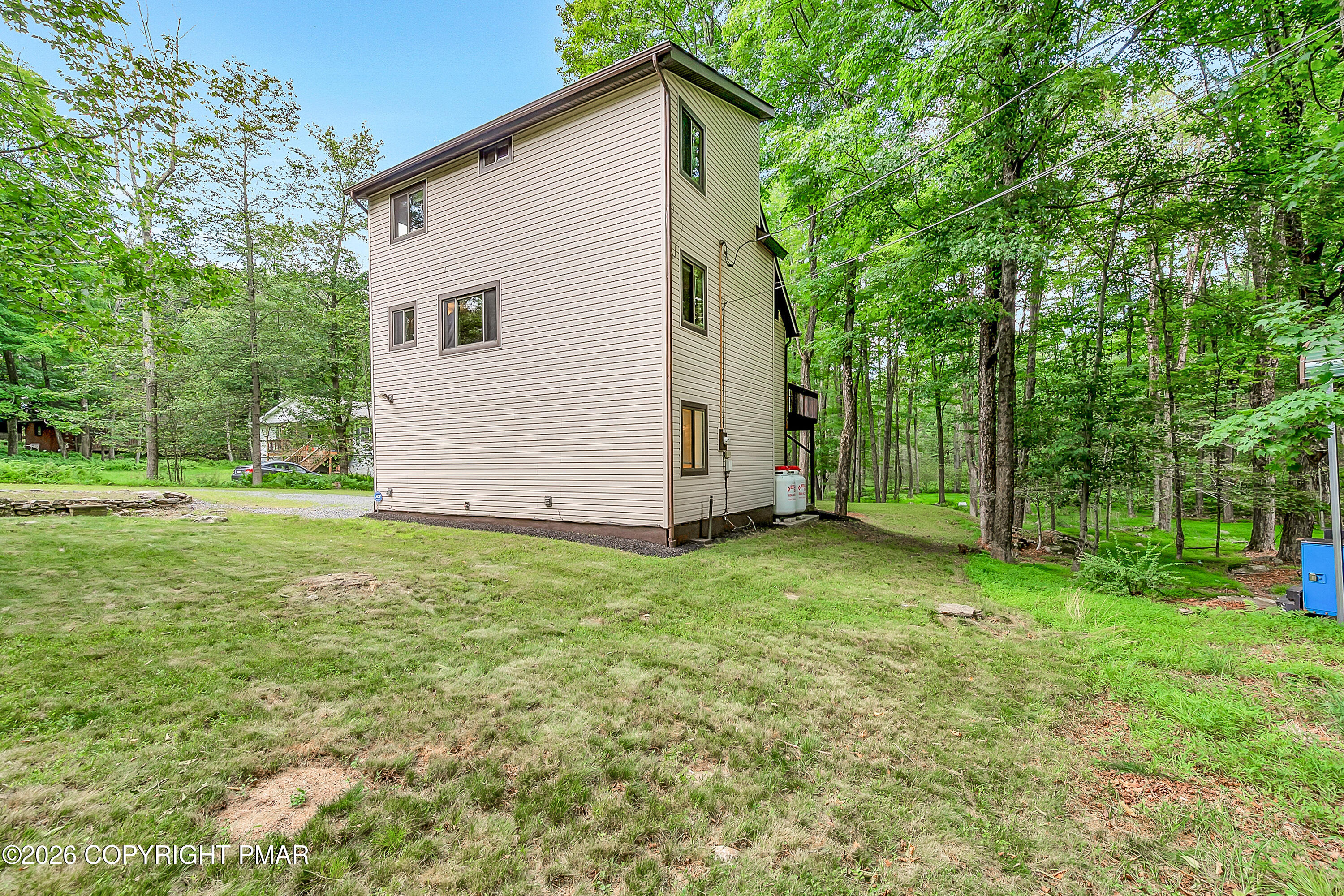 143 Buck Hill Property Photo 10