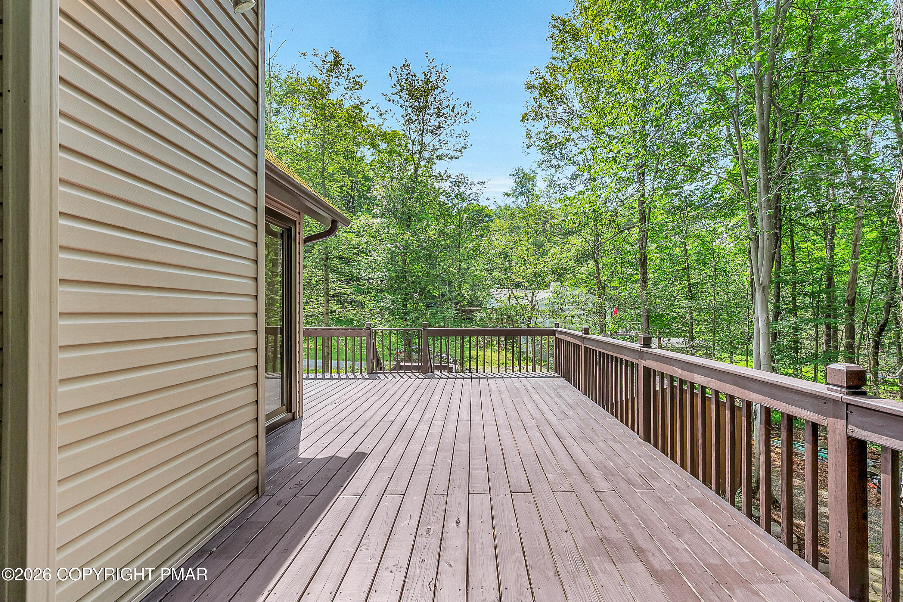 143 Buck Hill Property Photo 12