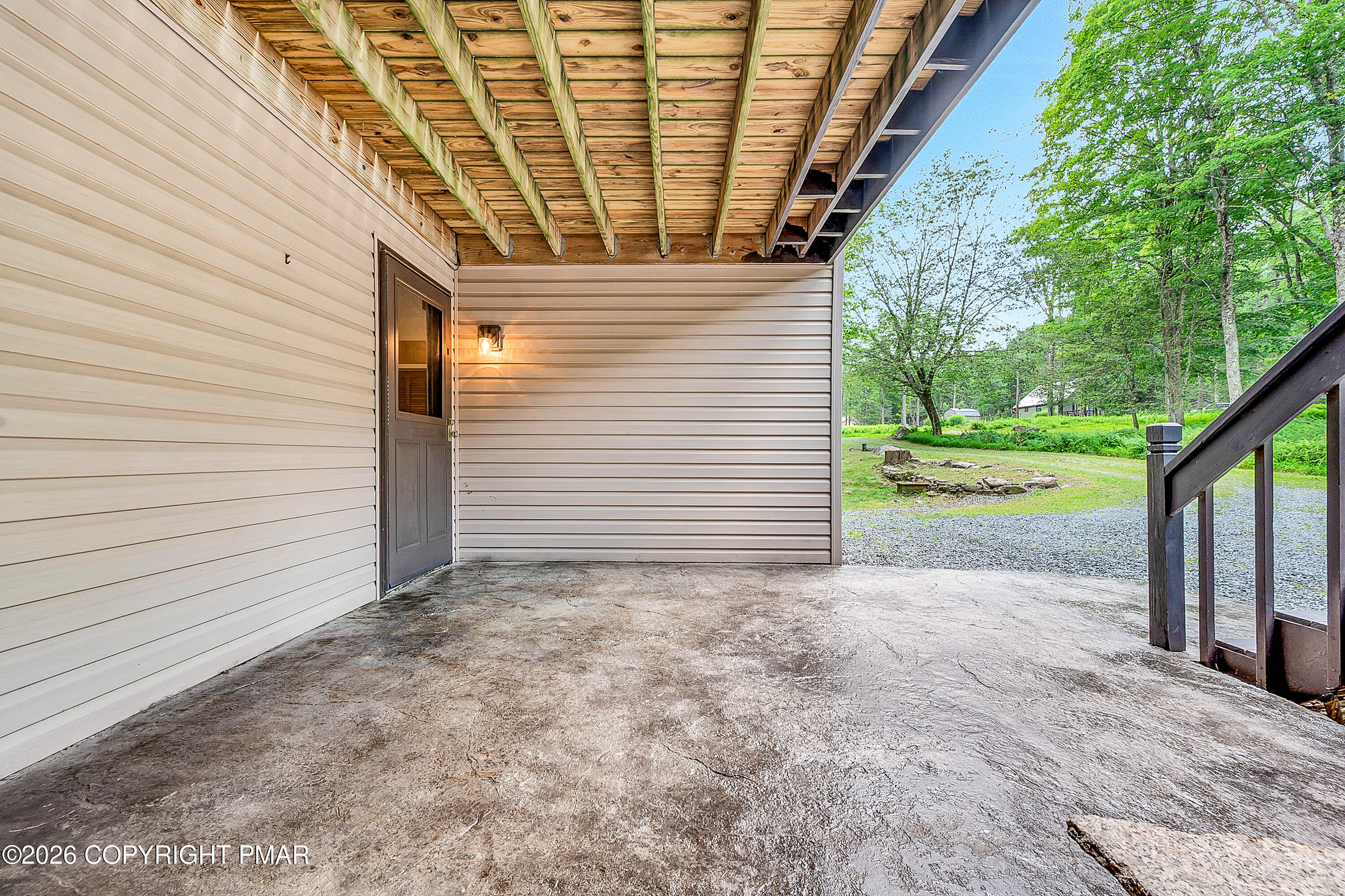 143 Buck Hill Property Photo 16