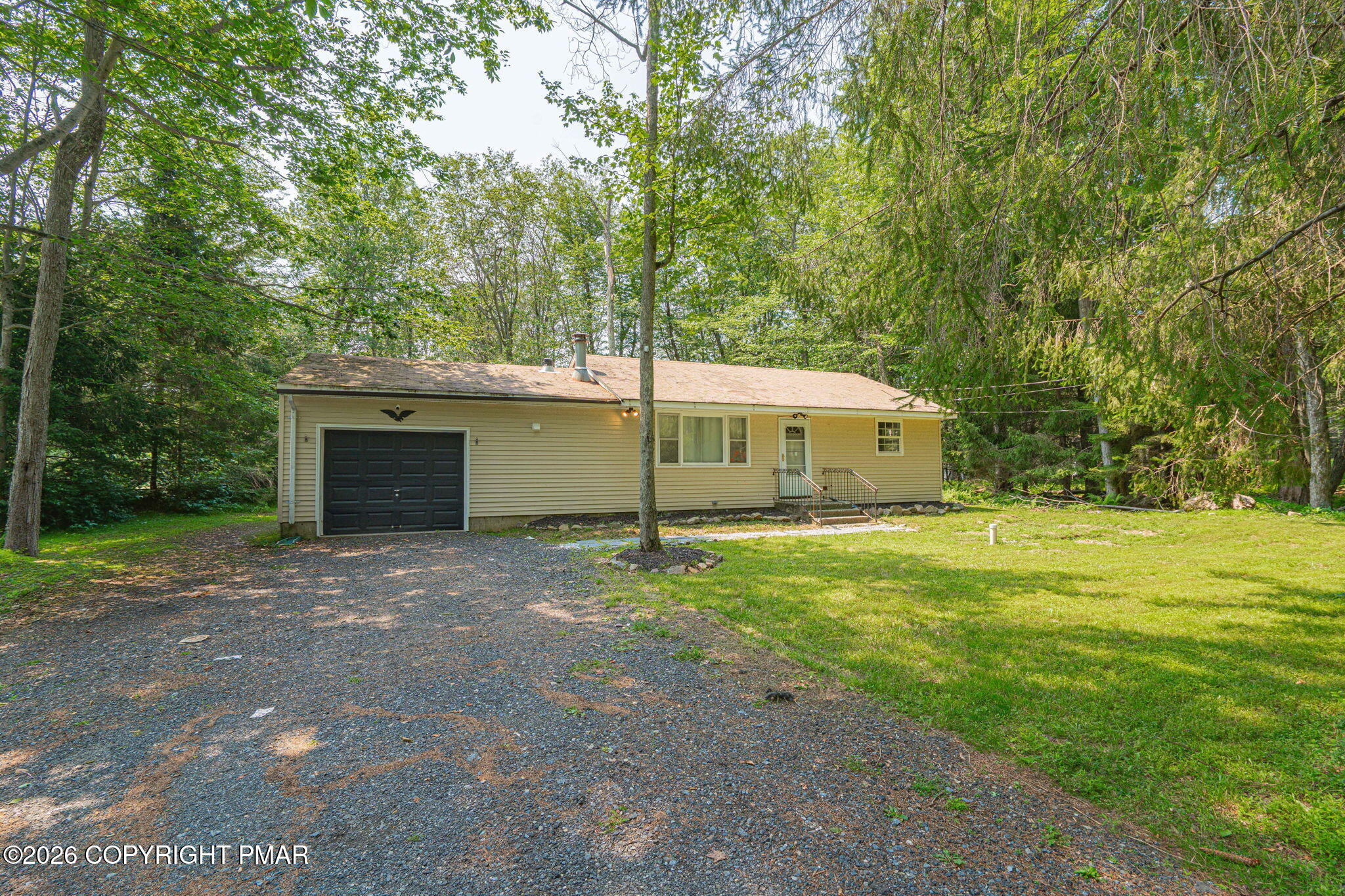 3279 Beech Ridge Drive Property Photo 2