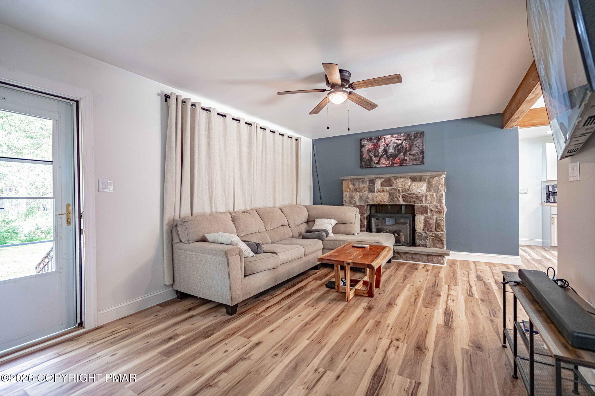 3279 Beech Ridge Drive Property Photo 4