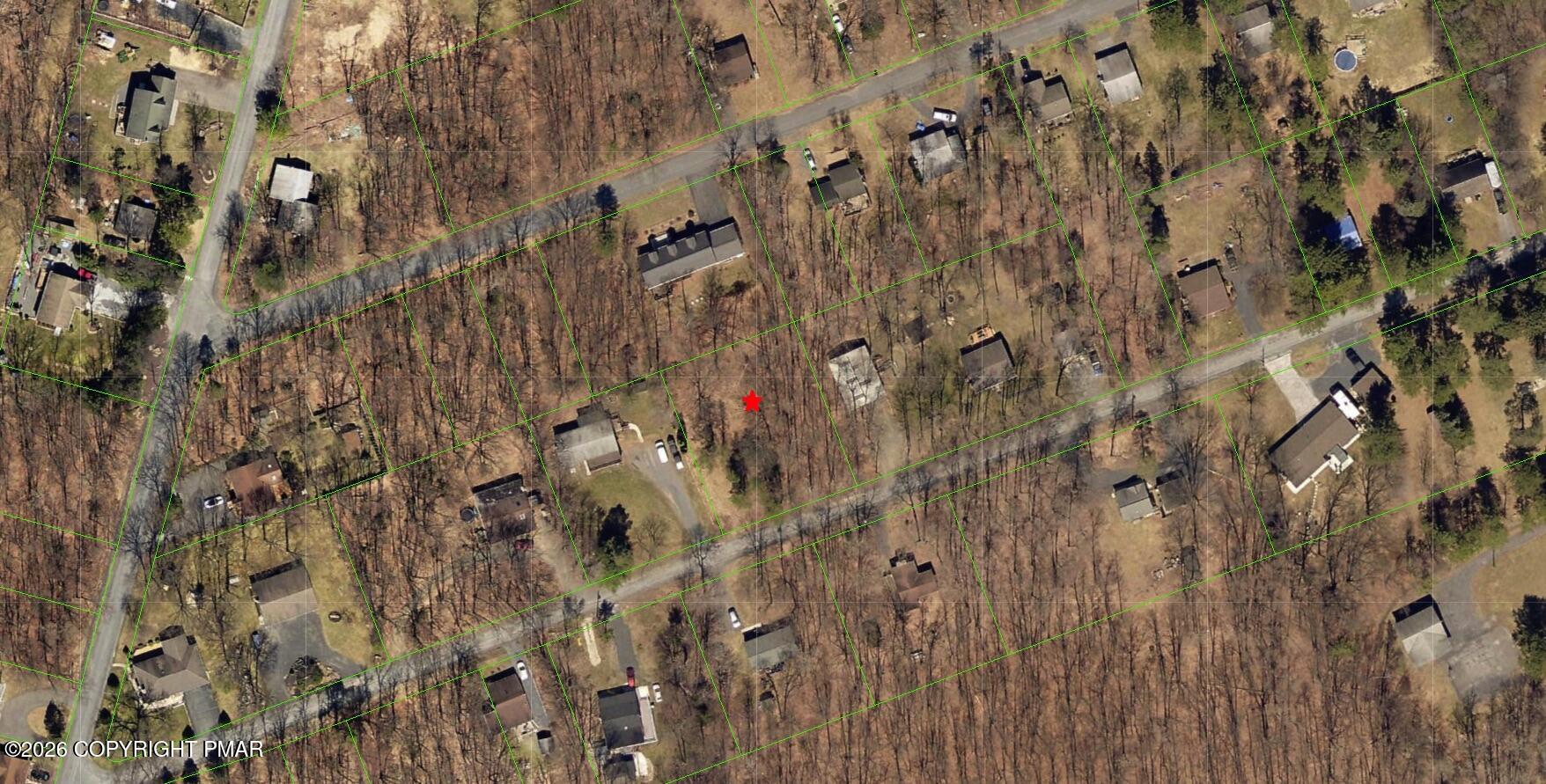 Twin Lake Dr D Drive Property Photo 1