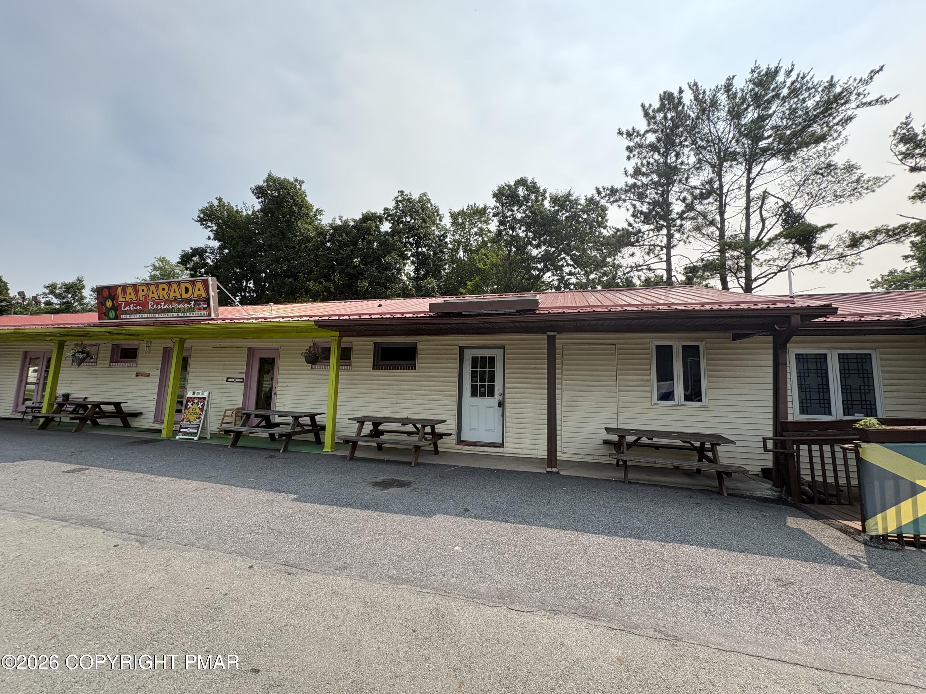 2185 Route 611 104 Property Photo 2